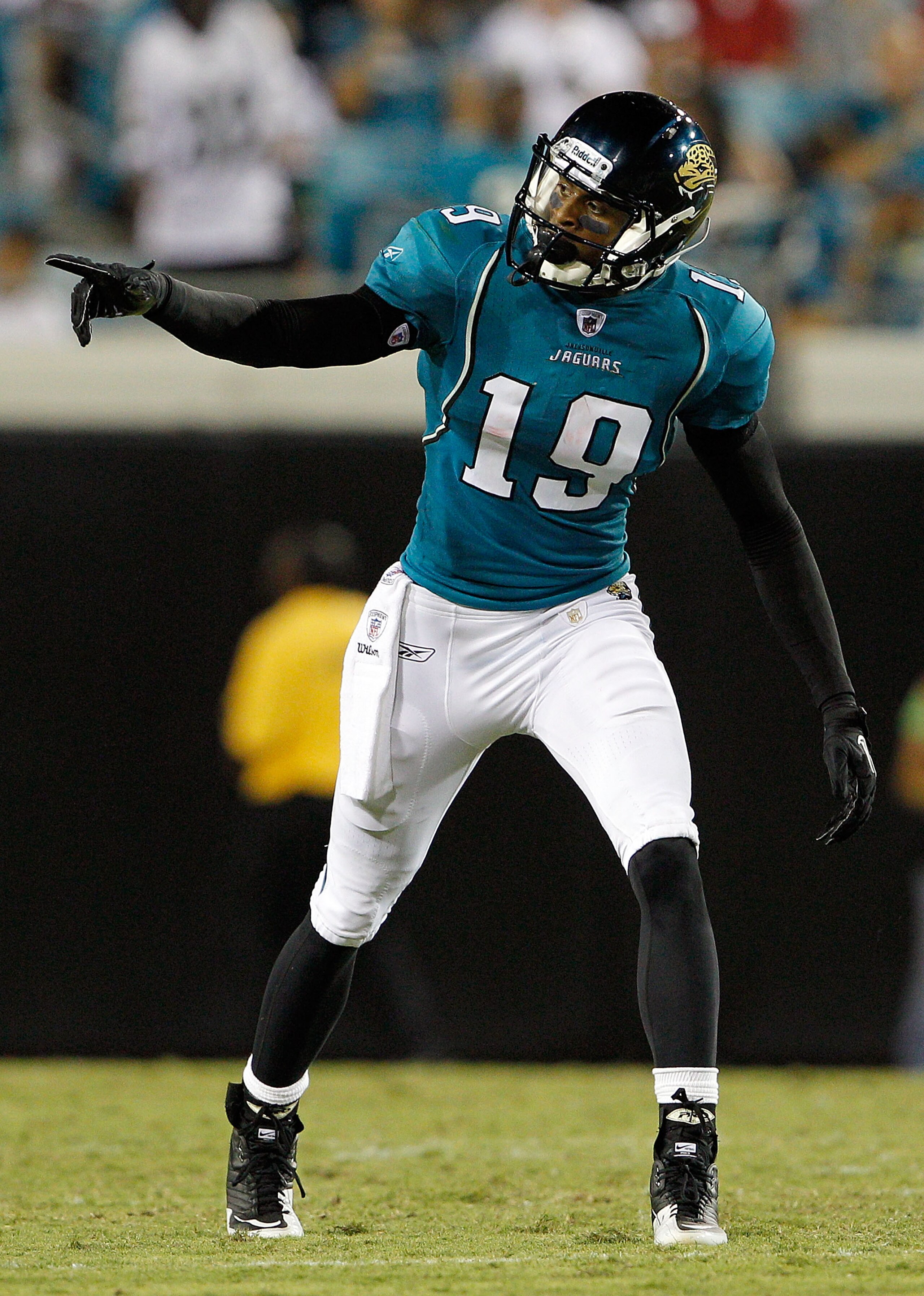 JACKSONVILLE, FL - SEPTEMBER 02:  Tiquan Underwood #19 of the Jacksonville Jaguars prepares to run a route during a preseason game against the Atlanta Falcons at EverBank Field on September 2, 2010 in Jacksonville, Florida.  (Photo by Sam Greenwood/Getty 
