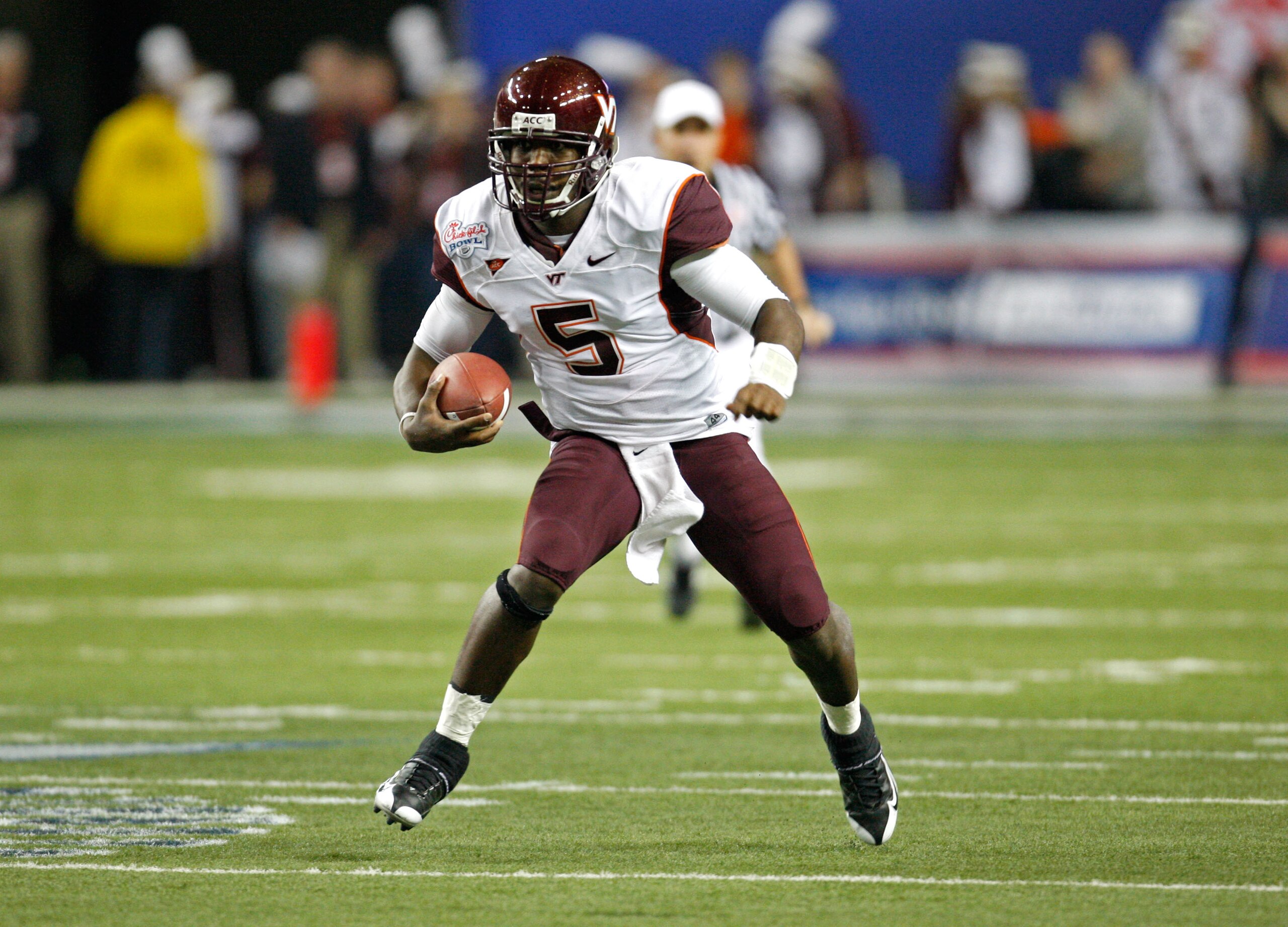 ATLANTA - DECEMBER 31:  Quarterback Tyrod Taylor #5 of the Virginia Tech Hokies runs with the ball during the Chick-Fil-A Bowl against the Tennessee Volunteers at the Georgia Dome on December 31, 2009 in Atlanta, Georgia.  The Hokies beat the Volunteers 3