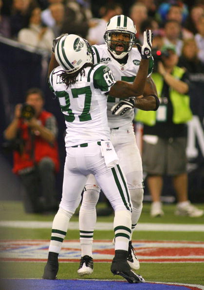 TORONTO - DECEMBER 3: Braylon Edwards #17 and David Clowney #87 of the New York Jets celebrate after Edwwards acored a 13-yard touchdown reception in the second quarter against the Buffalo Bills at Rogers Centre on December 3, 2009 in Toronto, Canada.  (P