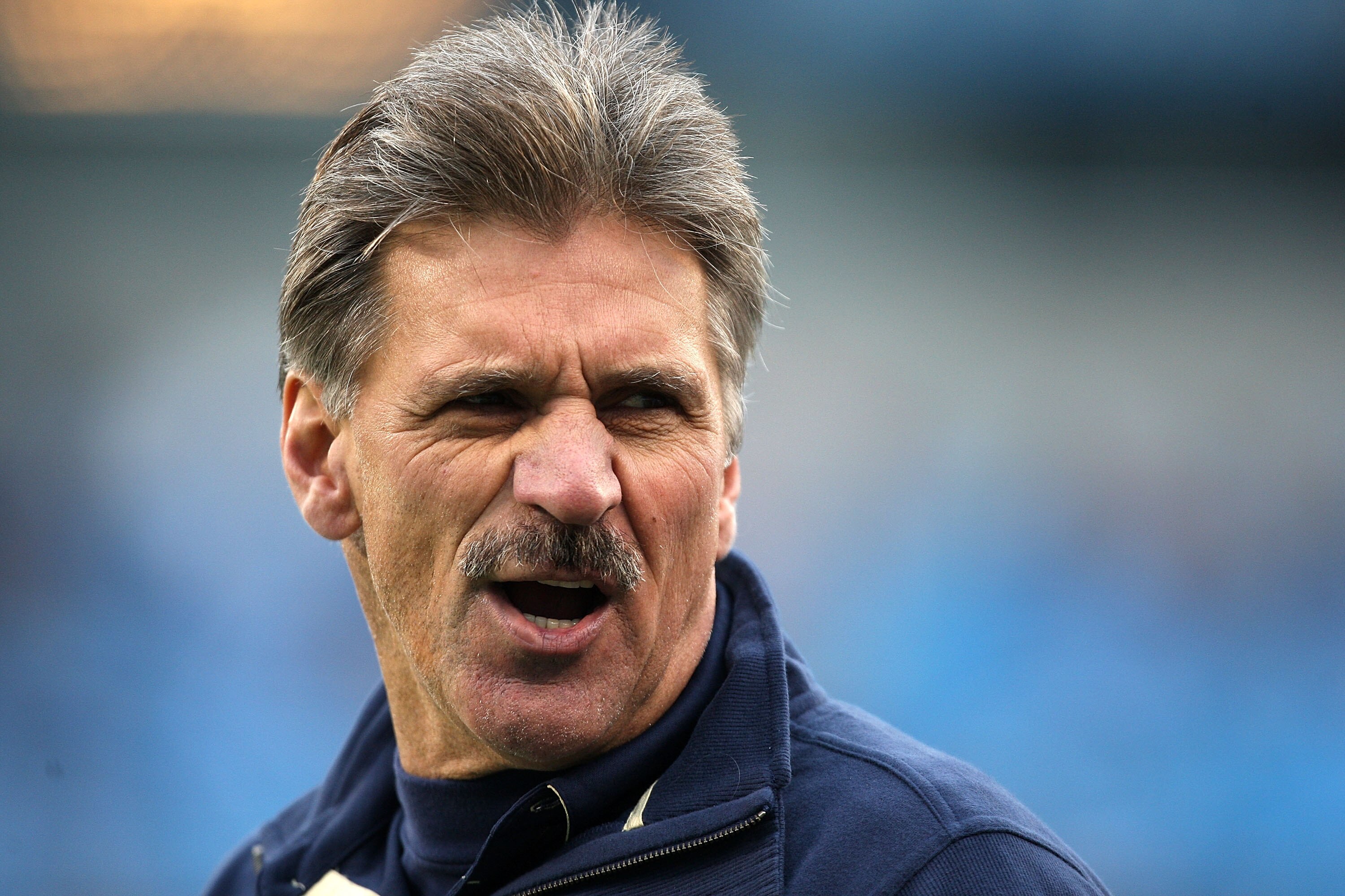 CHARLOTTE, NC - DECEMBER 26: Head coach Dave Wannstedt of the Pittsburgh Panthers smiles before the start of their game against the North Carolina Tar Heels on December 26, 2009 in Charlotte, North Carolina. (Photo by Streeter Lecka/Getty Images) CHARLOTTE, NC - DECEMBER 26: Head coach Dave Wannstedt of the Pittsburgh Panthers smiles before the start of their game against the North Carolina Tar Heels on December 26, 2009 in Charlotte, North Carolina. (Photo by Streeter Lecka/Getty Images)