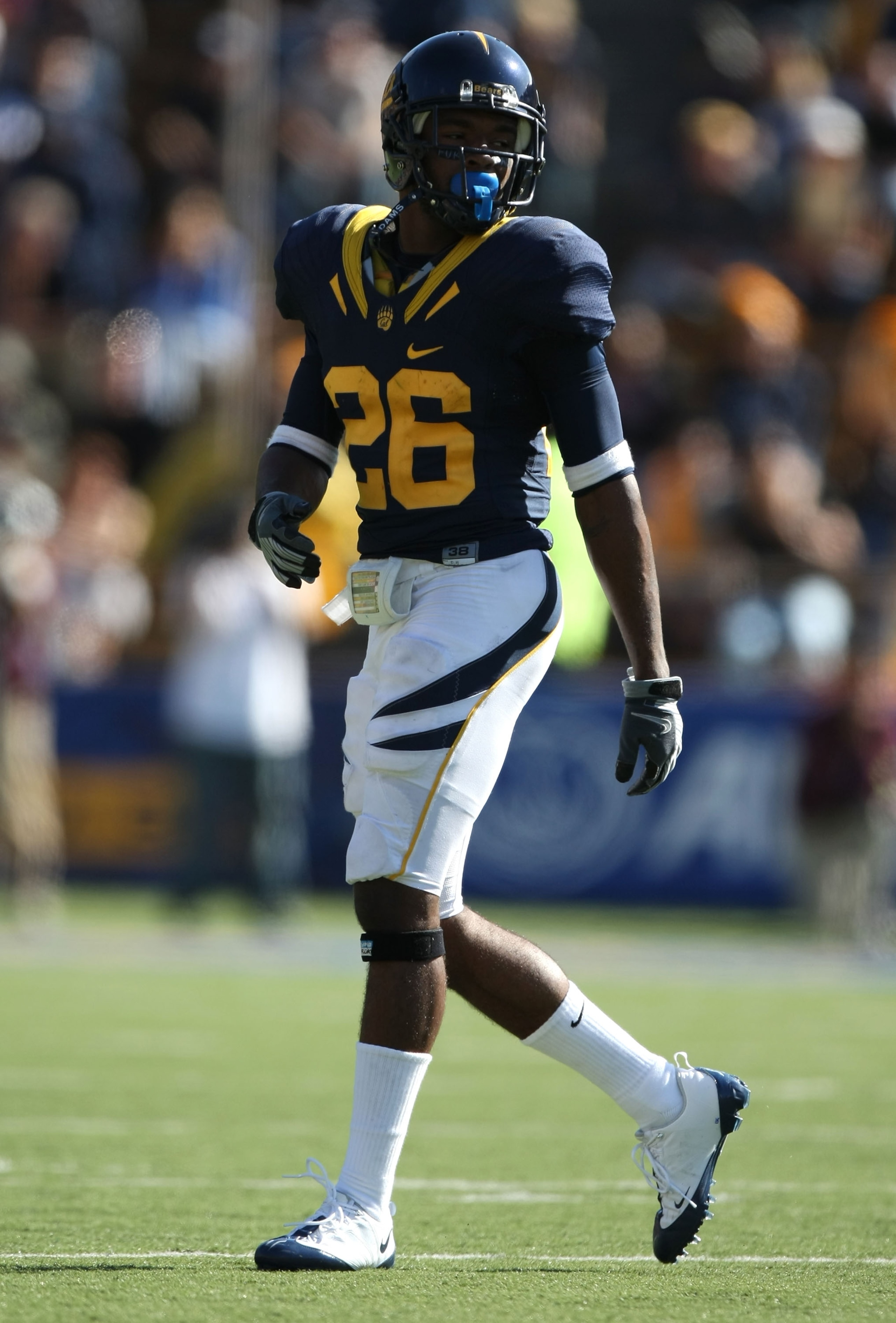 BERKELEY, CA - OCTOBER 04:  Darian Hagan #26 of the California Golden Bears in action against the Arizona State Sun Devils during an NCAA football game at Memorial Stadium on October 4, 2008 in Berkeley, California.  (Photo by Jed Jacobsohn/Getty Images)