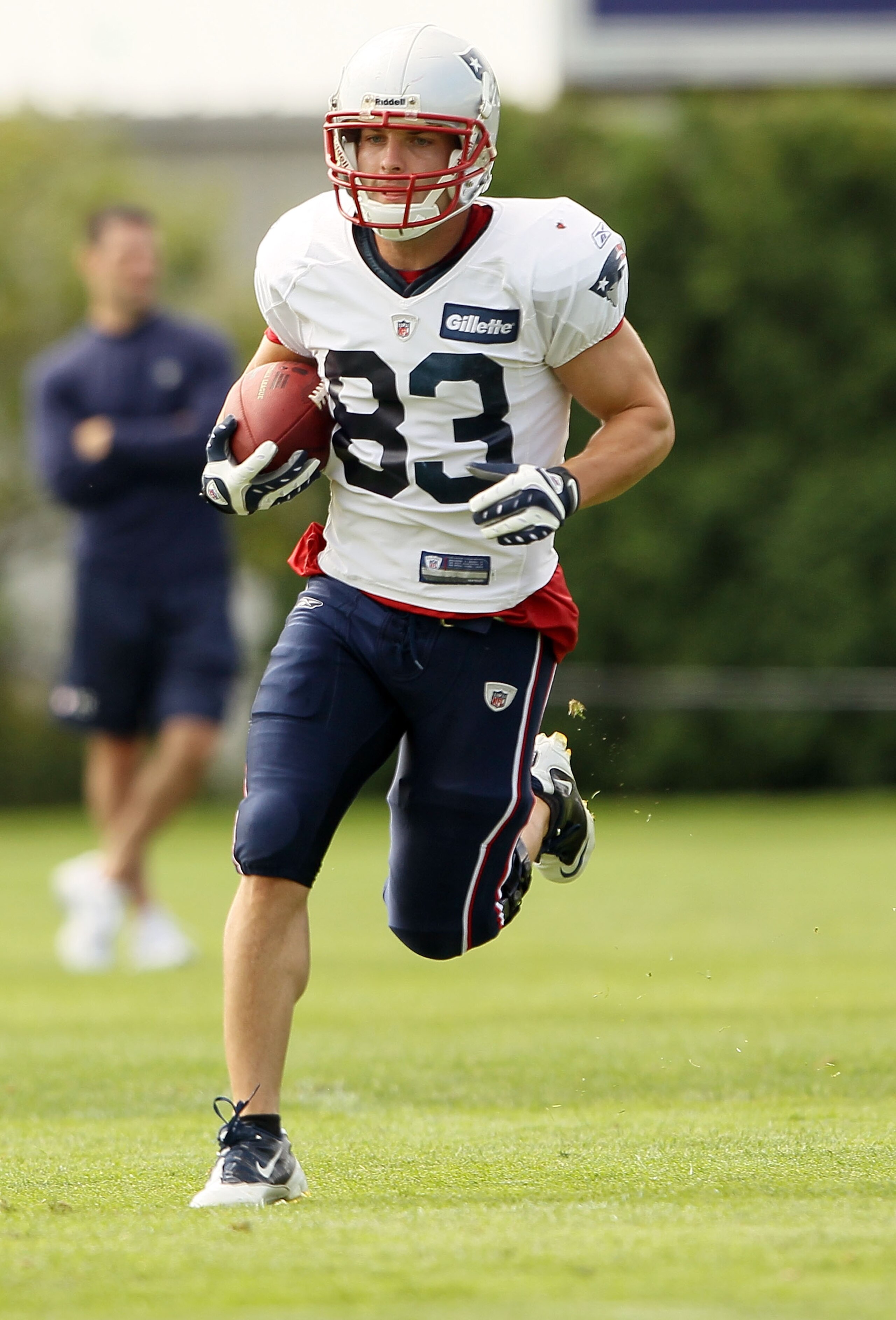 FOXBORO, MA - AUGUST 02: Wes Welker #83 of the New England Patriots carries the ball during training camp on August 2, 2010 at Gillette Stadium in Foxboro, Massachusetts. (Photo by Elsa/Getty Images) FOXBORO, MA - AUGUST 02: Wes Welker #83 of the New England Patriots carries the ball during training camp on August 2, 2010 at Gillette Stadium in Foxboro, Massachusetts. (Photo by Elsa/Getty Images)