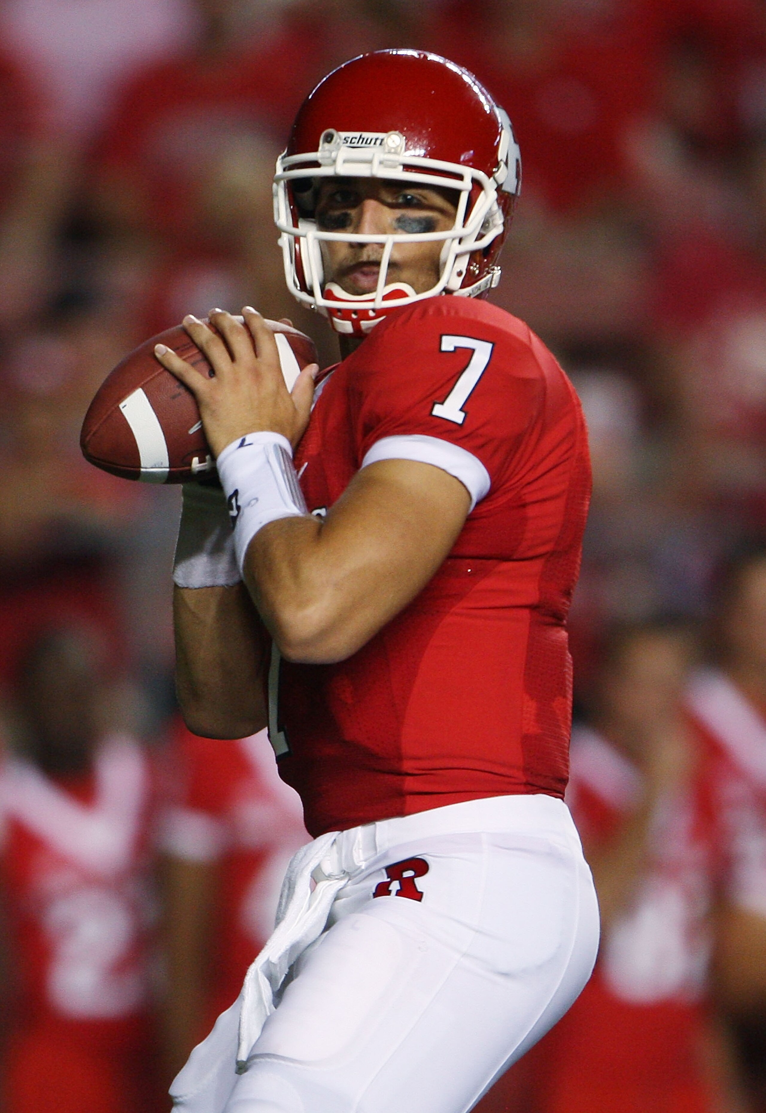 NEW BRUNSWICK, NJ - SEPTEMBER 02:  Tom Savage #7 of the Rutgers Scarlet Knights drops back with the ball against the Norfolk State Spartans at Rutgers Stadium on September 2, 2010 in New Brunswick, New Jersey.  The Scarlet Knights beat the Spartans 31 - 0