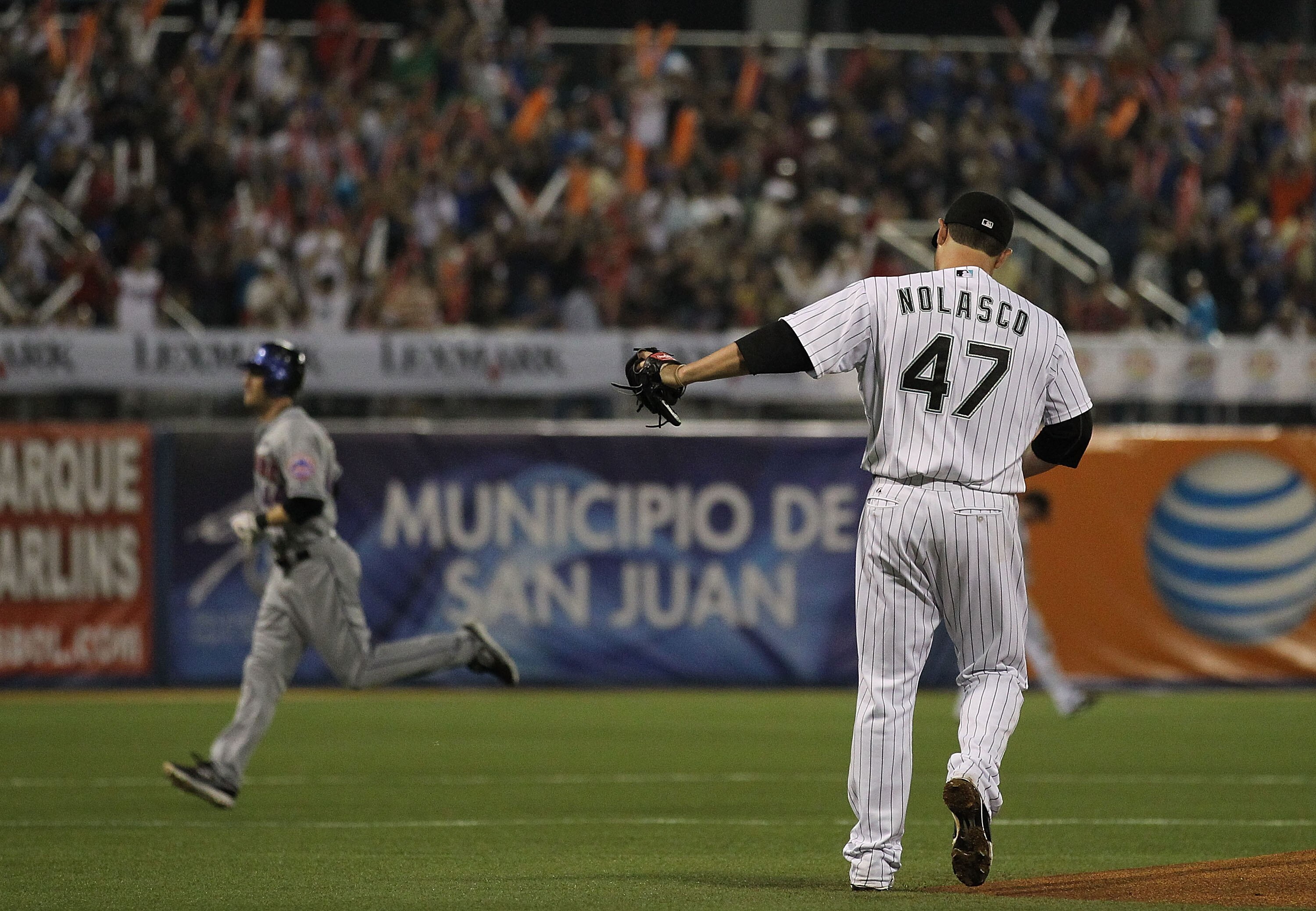 SAN JUAN, PUERTO RICO - JUNE 28:  Jason Bay #44 of the New York Mets rounds the bases after hitting a home run against Ricky Nolasco #47 of the Florida Marlins during their game at Hiram Bithorn Stadium on June 28, 2010 in San Juan, Puerto Rico.  (Photo b