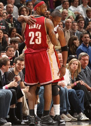Lebron: "Psshhtt....Dwade. I'm ready to become your robin if you help me win a title. Pleaseeeee."