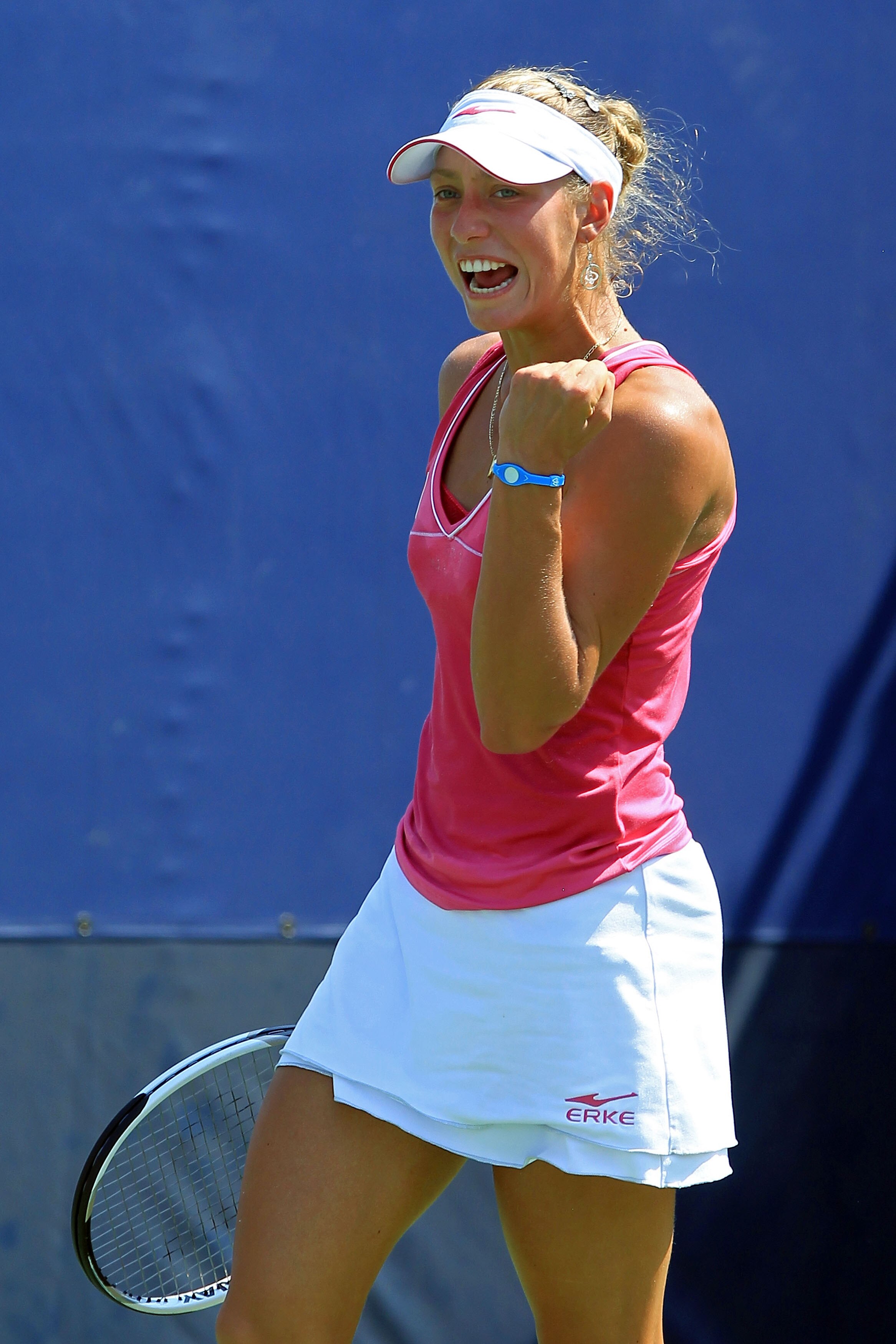 NEW YORK - SEPTEMBER 02:  Yanina Wickmayer of Belguim reacts after a point against Julia Goerges of Germany during her women's singles match on day four of the 2010 U.S. Open at the USTA Billie Jean King National Tennis Center on September 2, 2010 in the 