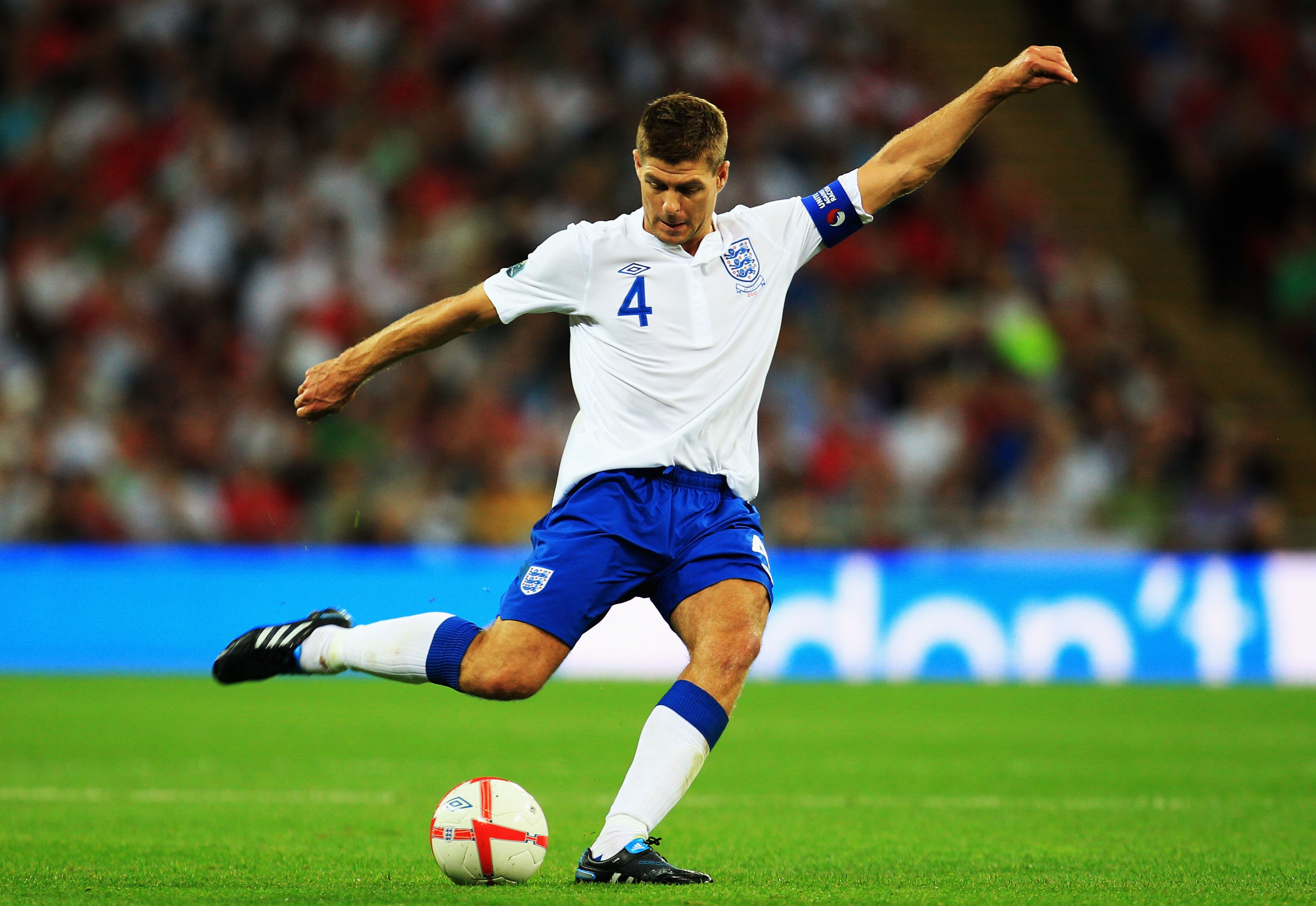 LONDON, ENGLAND - SEPTEMBER 03: Steven Gerrard of England is seen during the UEFA EURO 2012 Group G Qualifying match between England and Bulgaria at Wembley Stadium on September 3, 2010 in London, England. (Photo by Mark Thompson/Getty Images) LONDON, ENGLAND - SEPTEMBER 03: Steven Gerrard of England is seen during the UEFA EURO 2012 Group G Qualifying match between England and Bulgaria at Wembley Stadium on September 3, 2010 in London, England. (Photo by Mark Thompson/Getty Images)