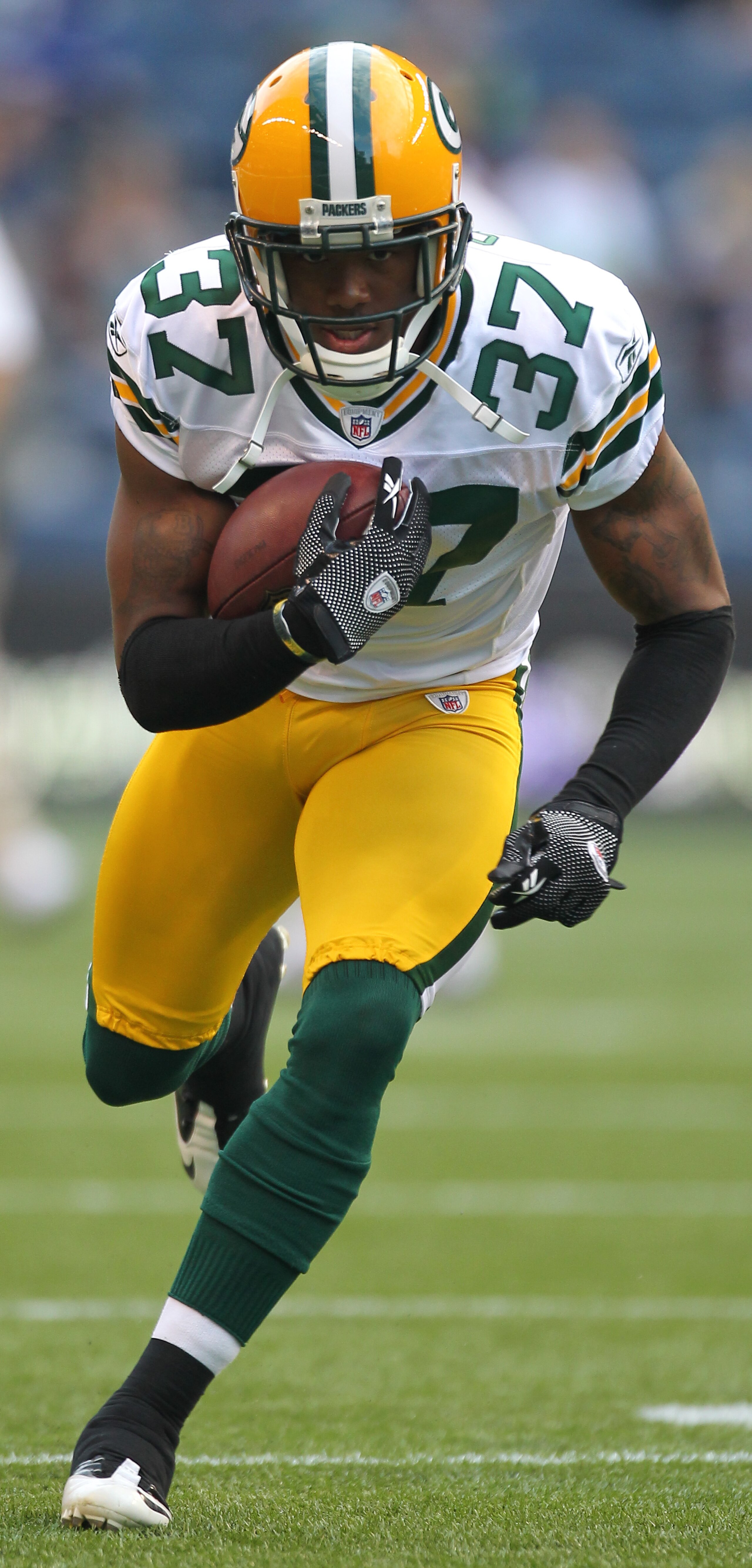 SEATTLE - AUGUST 21:  Corner back Sam Shields of the Green Bay Packers warms up prior to the preseason game against the Seattle Seahawks at Qwest Field on August 21, 2010 in Seattle, Washington. (Photo by Otto Greule Jr/Getty Images)