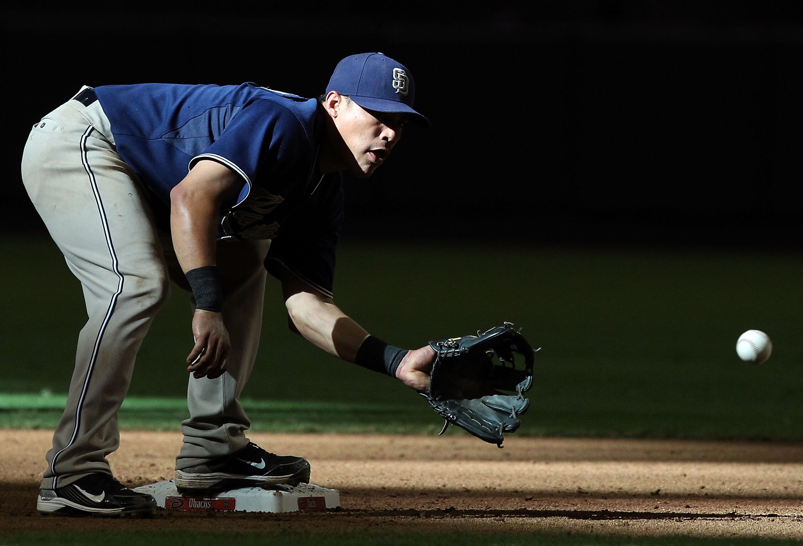 PHOENIX - SEPTEMBER 01:  Infielder Everth Cabrera #1 of the San Diego Padres in action during the Major League Baseball game against the Arizona Diamondbacks at Chase Field on September 1, 2010 in Phoenix, Arizona.  The Diamondbacks defeated the Padres 5-