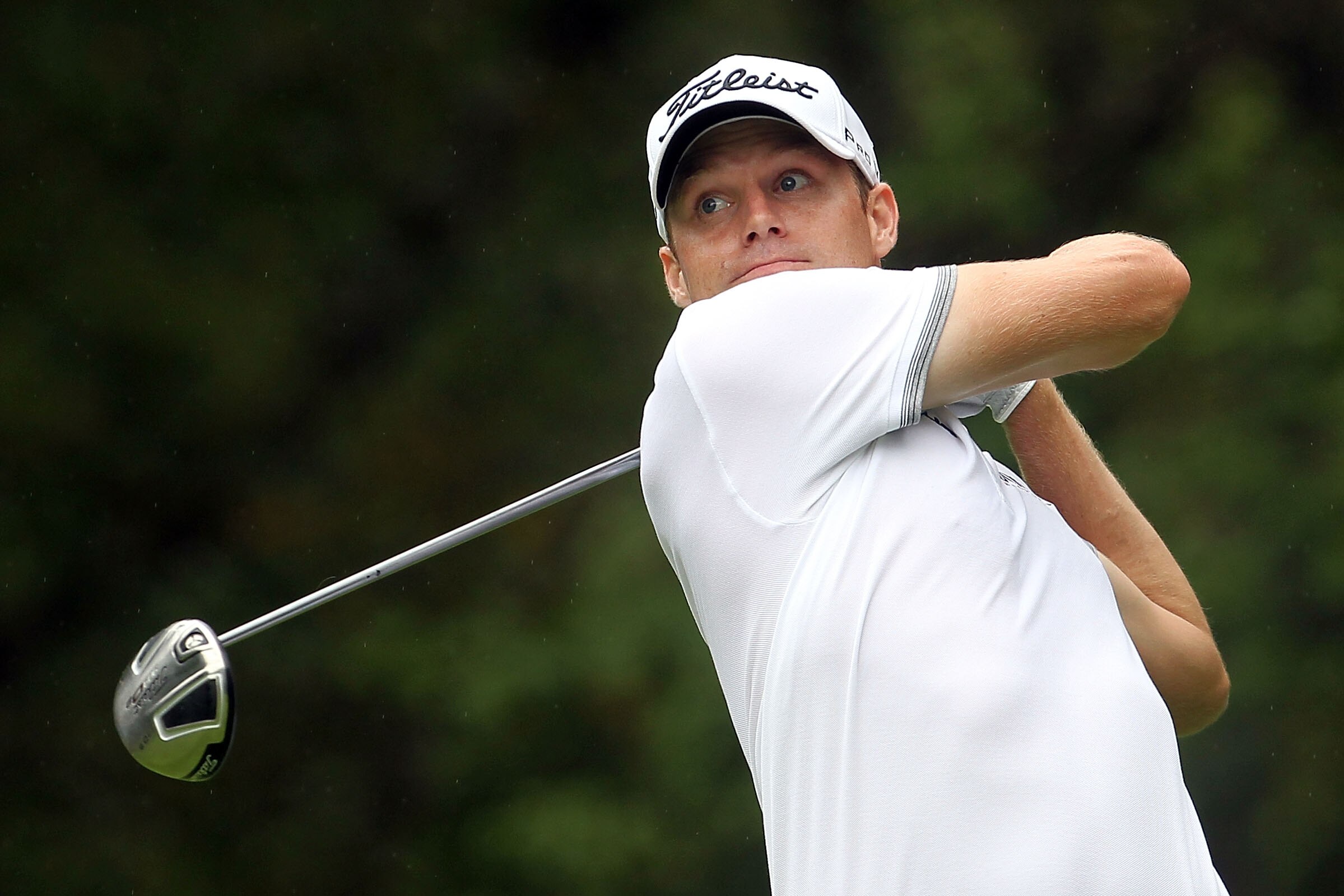 NORTON, MA - SEPTEMBER 03:  Nick Watney hits a shot on the second hole during the first round of the Deutsche Bank Championship at TPC Boston on September 3, 2010 in Norton, Massachusetts.  (Photo by Mike Ehrmann/Getty Images)