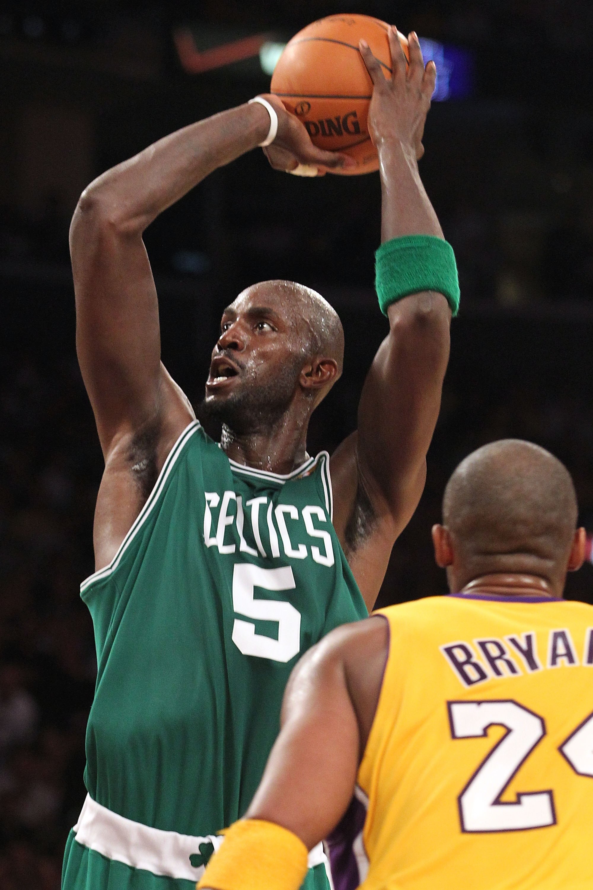 LOS ANGELES, CA - JUNE 15:  Kevin Garnett #5 of the Boston Celtics shoots the ball while taking on the Los Angeles Lakers in Game Six of the 2010 NBA Finals at Staples Center on June 15, 2010 in Los Angeles, California.  NOTE TO USER: User expressly ackno