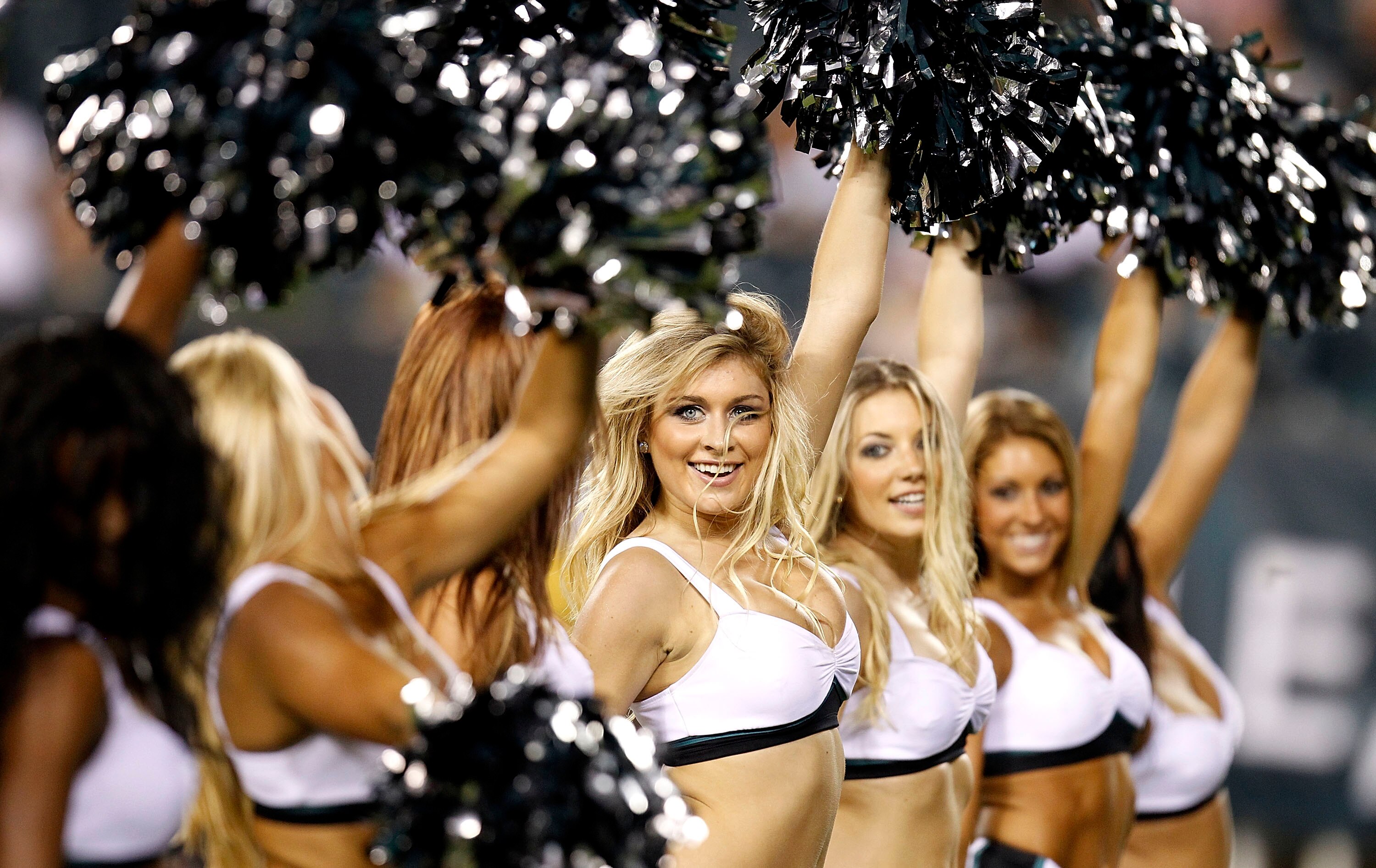 PHILADELPHIA - SEPTEMBER 02: The Philadelphia Eagles cheerleaders perform during a preseason game against the New York Jets at Lincoln Financial Field on September 2, 2010 in Philadelphia, Pennsylvania. (Photo by Jeff Zelevansky/Getty Images) PHILADELPHIA - SEPTEMBER 02: The Philadelphia Eagles cheerleaders perform during a preseason game against the New York Jets at Lincoln Financial Field on September 2, 2010 in Philadelphia, Pennsylvania. (Photo by Jeff Zelevansky/Getty Images)