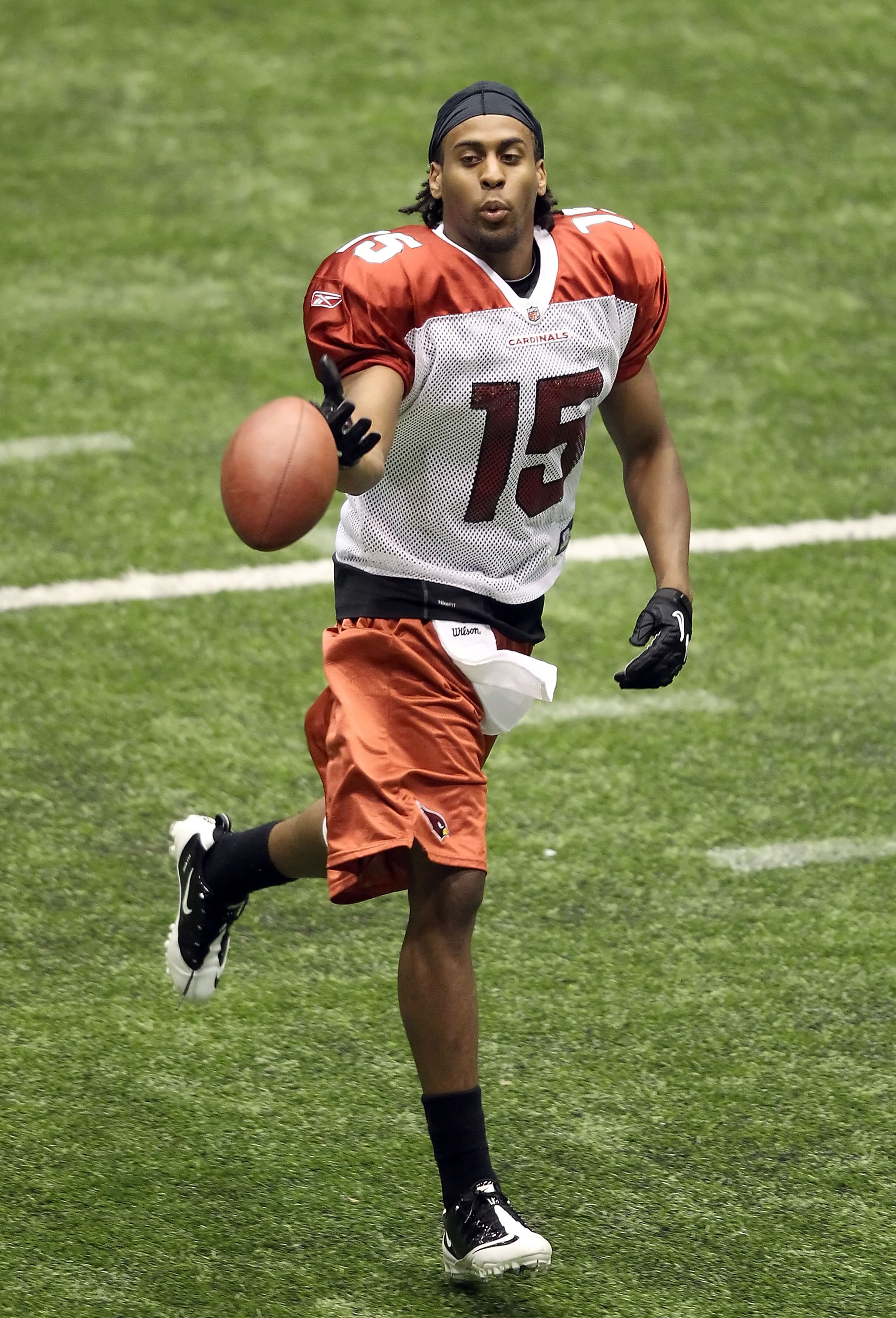 FLAGSTAFF, AZ - AUGUST 01:  Wide receiver Steve Breaston #15 of the Arizona Cardinals practices in training camp at Northern Arizona University Walkup Skydome on August 1, 2010 in Flagstaff, Arizona.  (Photo by Christian Petersen/Getty Images)