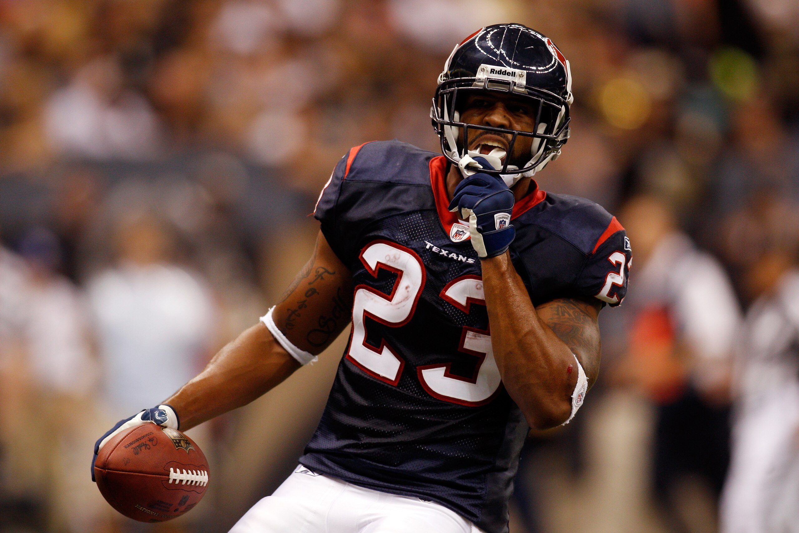 NEW ORLEANS - AUGUST 21: Arian Foster #23 of the Houston Texans celebrates after scoring a touchdown against the New Orleans Saints at the Louisiana Superdome on August 21, 2010 in New Orleans, Louisiana. (Photo by Chris Graythen/Getty Images) NEW ORLEANS - AUGUST 21: Arian Foster #23 of the Houston Texans celebrates after scoring a touchdown against the New Orleans Saints at the Louisiana Superdome on August 21, 2010 in New Orleans, Louisiana. (Photo by Chris Graythen/Getty Images)