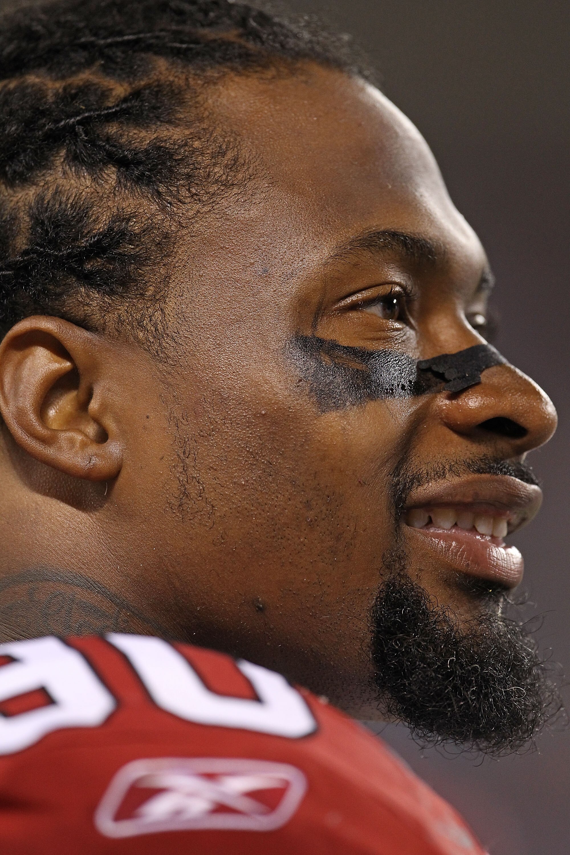 CHICAGO - AUGUST 28: Darnell Dockett #90 of the Arizona Cardinals watches as his teammates take on the Chicago Bears during a preseason game at Soldier Field on August 28, 2010 in Chicago, Illinois. The Cardinals defeated the Bears 14-9. (Photo by Jonatha