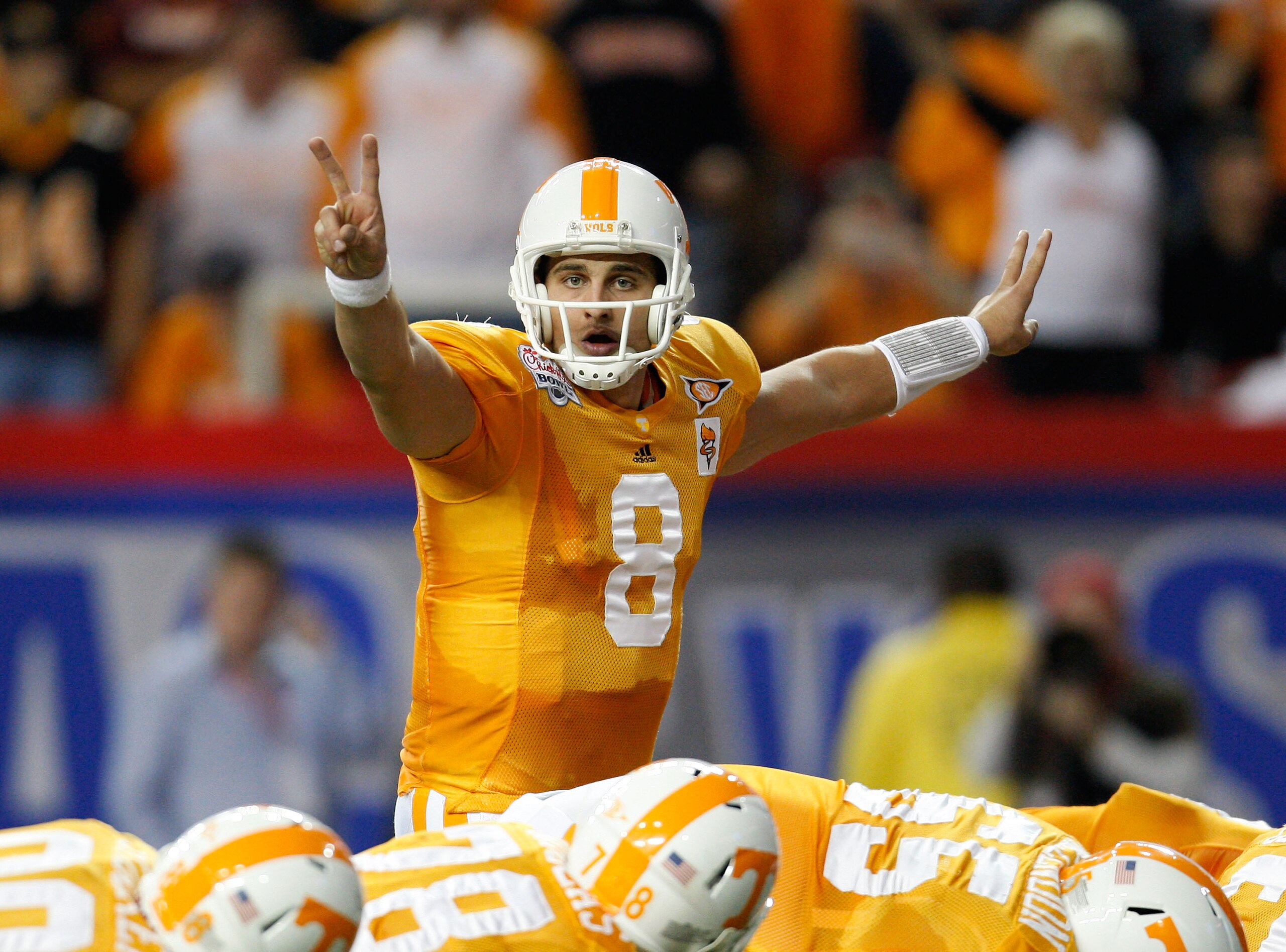 ATLANTA - DECEMBER 31:  Quarterback Jonathan Crompton #8 of the Tennessee Volunteers calls a play during the Chick-Fil-A Bowl against the Virginia Tech Hokies at the Georgia Dome on December 31, 2009 in Atlanta, Georgia.  The Hokies beat the Volunteers 37