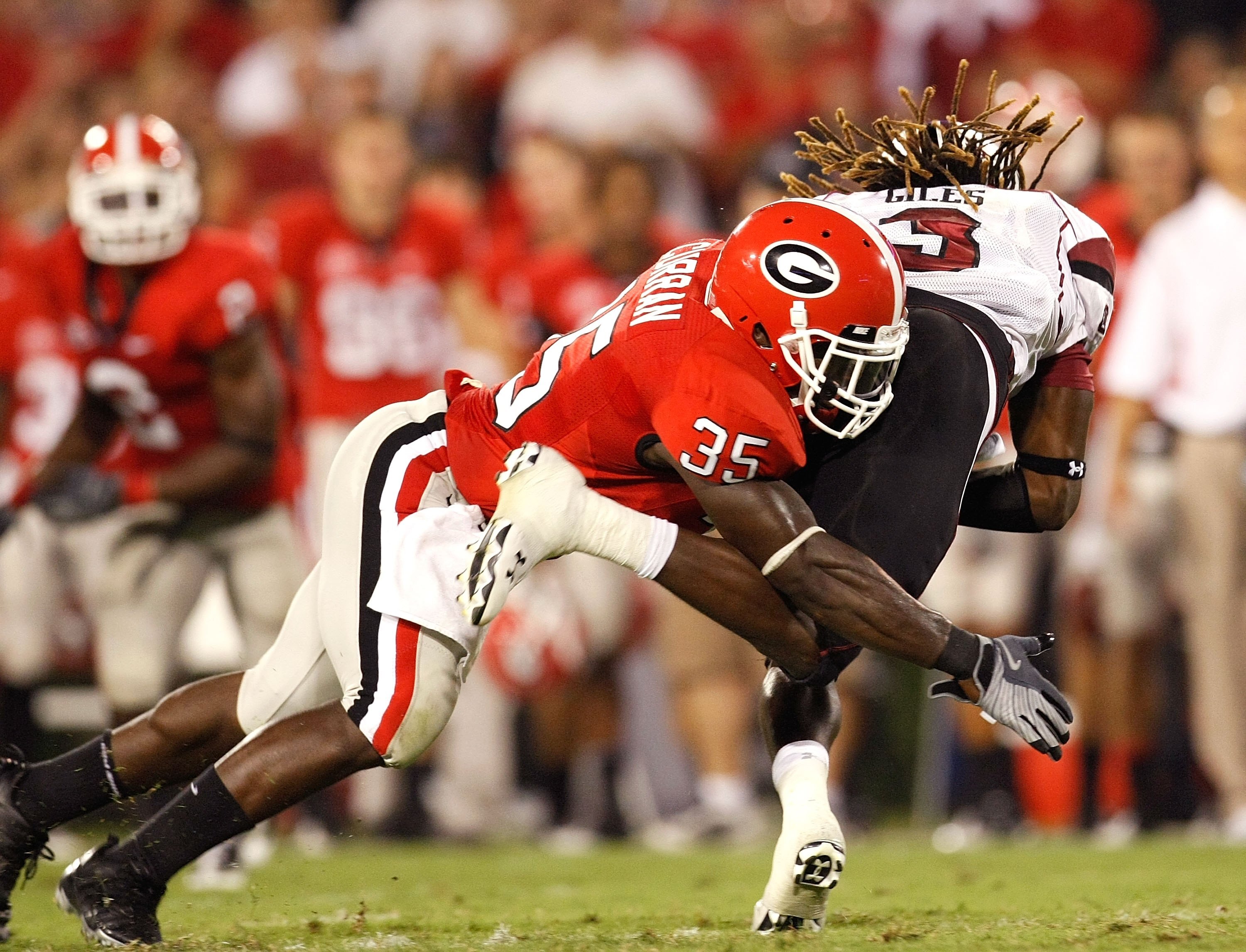 ATHENS, GA - SEPTEMBER 12:  Rennie Curran #35 of the Georgia Bulldogs against the South Carolina Gamecocks at Sanford Stadium on September 12, 2009 in Athens, Georgia.  (Photo by Kevin C. Cox/Getty Images)