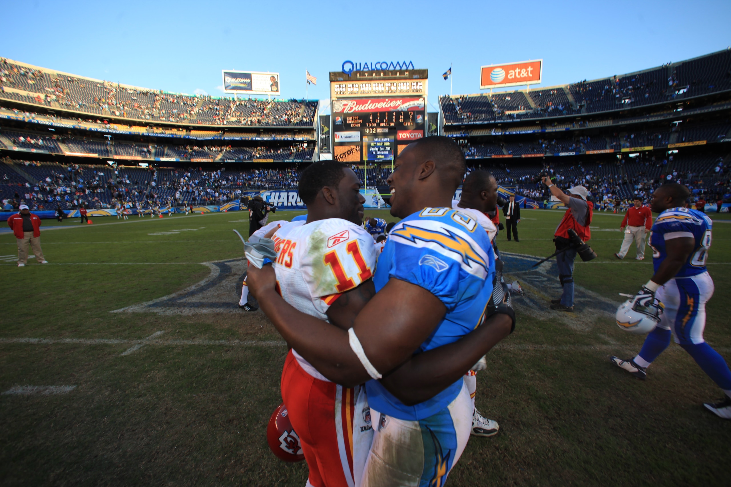 SAN DIEGO - NOVEMBER 29:  Chris Chambers #11 of the Kansas City Chiefs and Antonio Gates #85 of the San Diego Chargers hug after their NFL game on November 29, 2009 at Qualcomm Stadium in San Diego, California. The Chargers defeated the Chiefs 43-14. (Pho
