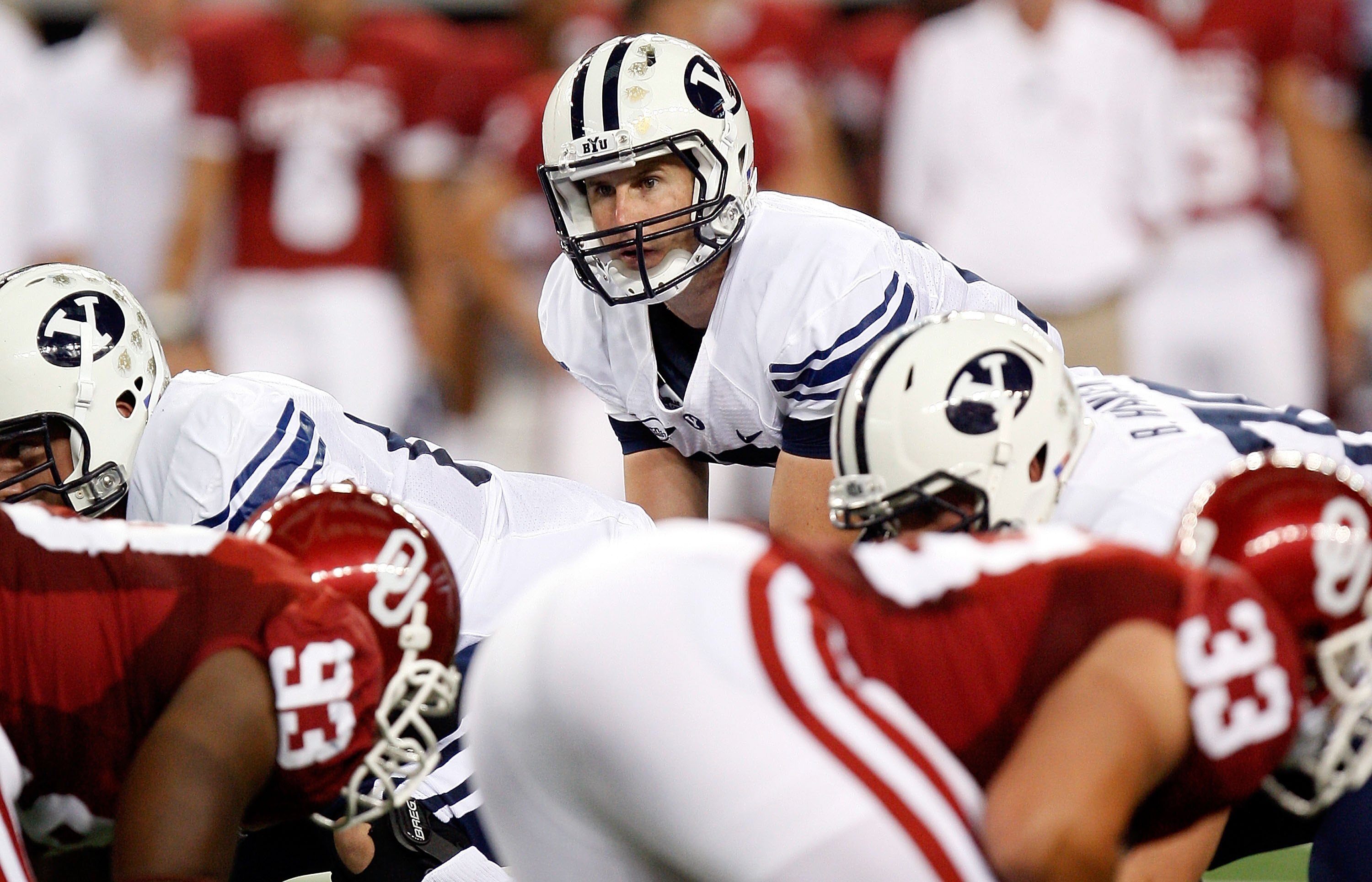 ARLINGTON, TX - SEPTEMBER 05:  Quarterback Max Hall #15 of the Brigham Young Cougars at Cowboys Stadium on September 5, 2009 in Arlington, Texas.  (Photo by Ronald Martinez/Getty Images)