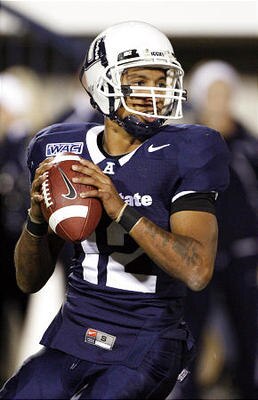 Aggies quarterback Diondre Borel can bomb the ball Aggies quarterback Diondre Borel can bomb the ball