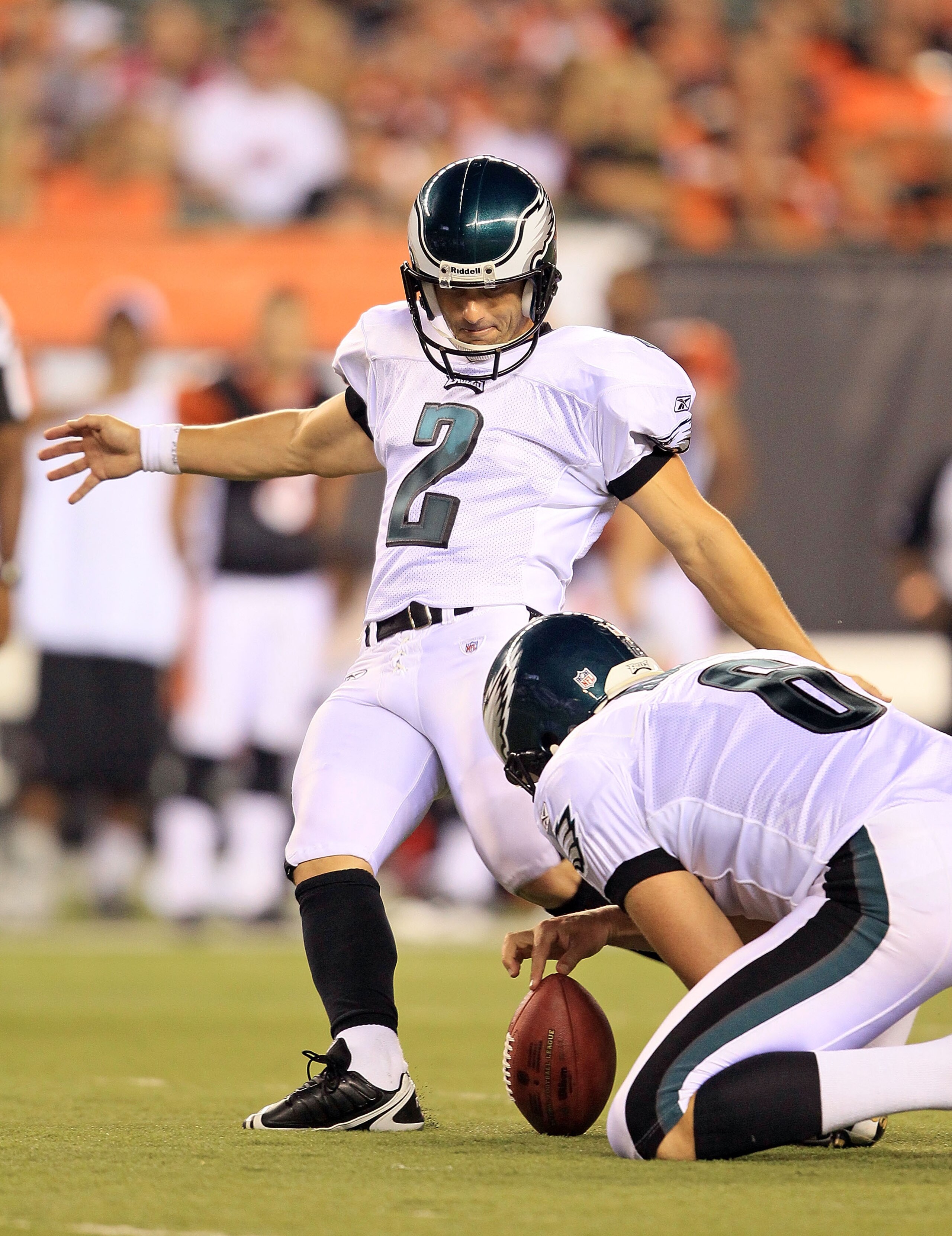 CINCINNATI - AUGUST 20:  David Akers #2 of the Philadelphia Eagles is pictured during the NFL preseason game against the Cincinnati Bengals at Paul Brown Stadium on August 20, 2010 in Cincinnati, Ohio.  (Photo by Andy Lyons/Getty Images)