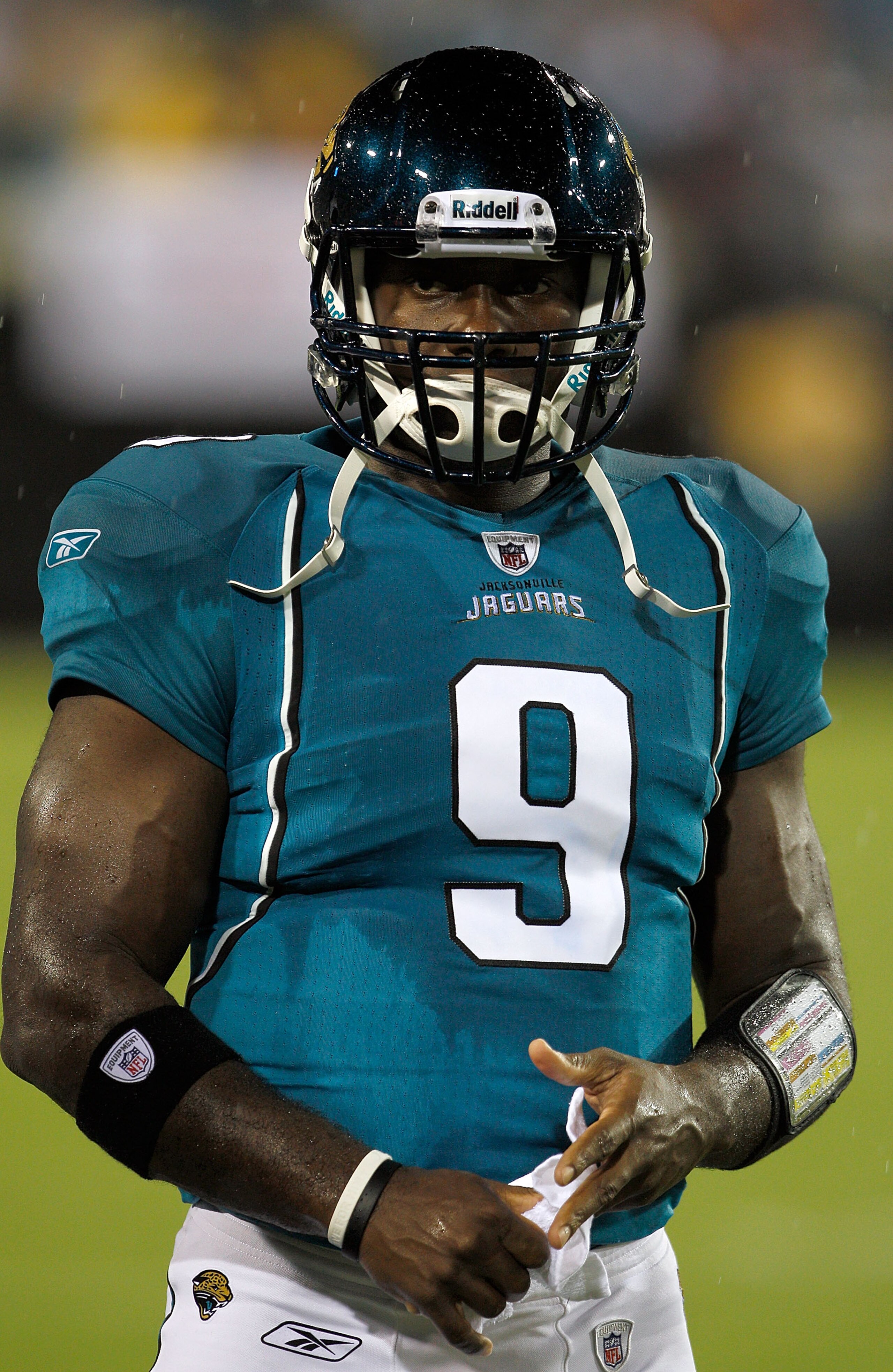 JACKSONVILLE, FL - AUGUST 21:  Quarterback David Garrard #9 of the Jacksonville Jaguars waits to take the field during the preseason game against the Miami Dolphins at EverBank Field on August 21, 2010 in Jacksonville, Florida.  (Photo by Sam Greenwood/Ge