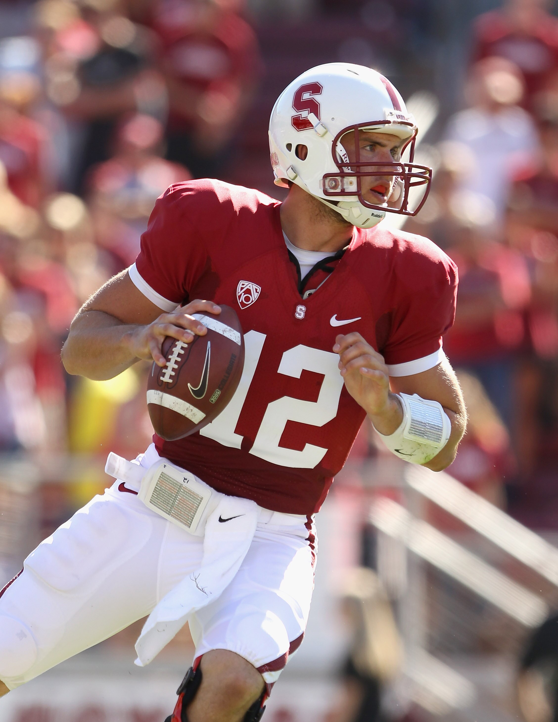 PALO ALTO, CA - SEPTEMBER 04:  Andrew Luck #12 of the Stanford Cardinal in action during their game against the Sacramento State Hornets at Stanford Stadium on September 4, 2010 in Palo Alto, California.  (Photo by Ezra Shaw/Getty Images)