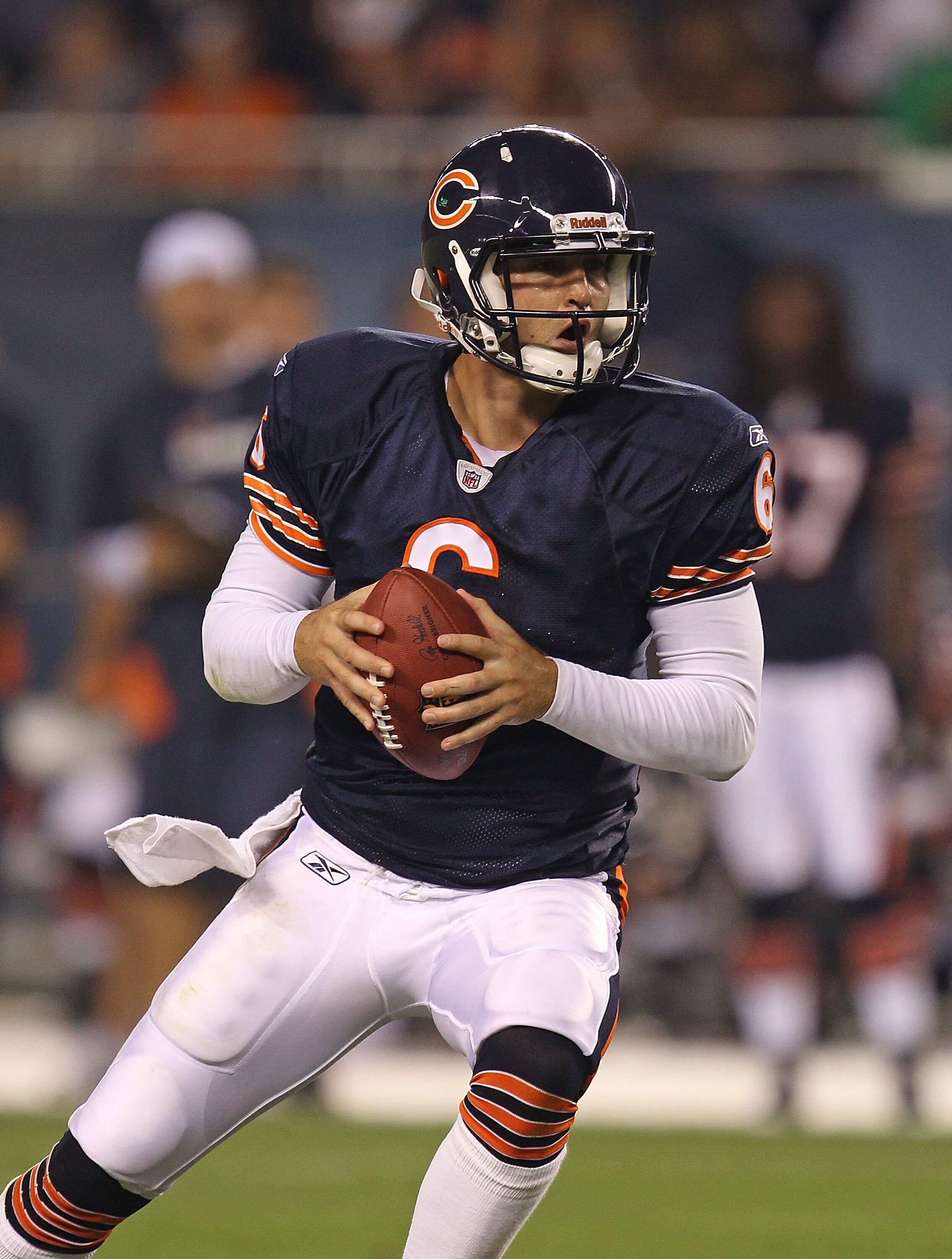 CHICAGO - AUGUST 21: Jay Cutler #6 of the Chicago Bears looks for a receiver against the Oakland Raiders during a preseason game at Soldier Field on August 21, 2010 in Chicago, Illinois. The Raiders defeated the Bears 32-17. (Photo by Jonathan Daniel/Gett