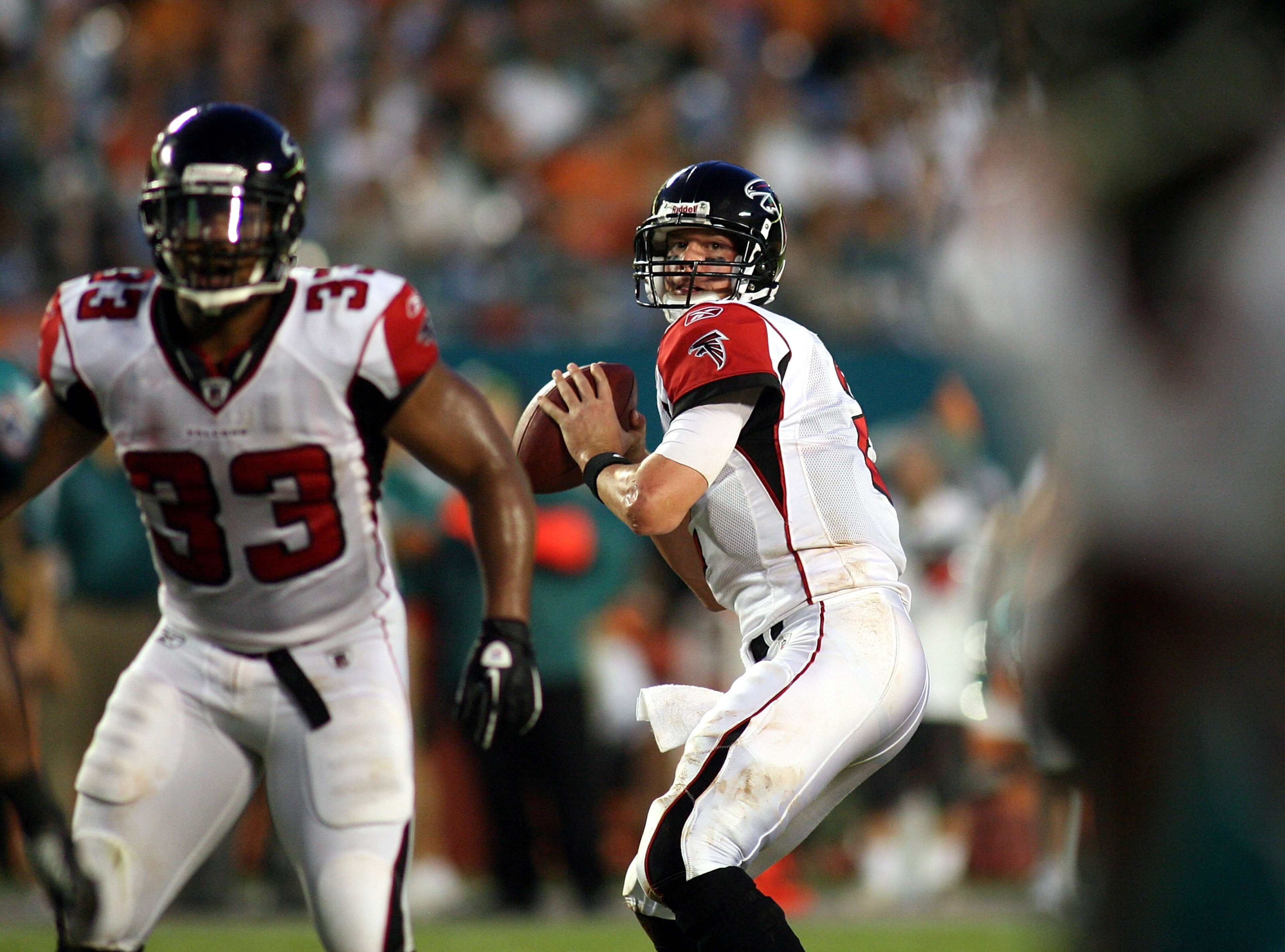 MIAMI - AUGUST 27:  Quarterback Matt Ryan #2  of the Atlanta Falcons passes against the Miami Dolphins during their preseason game at Sun Life Stadium on August 27, 2010 in Miami, Florida.  (Photo by Marc Serota/Getty Images)