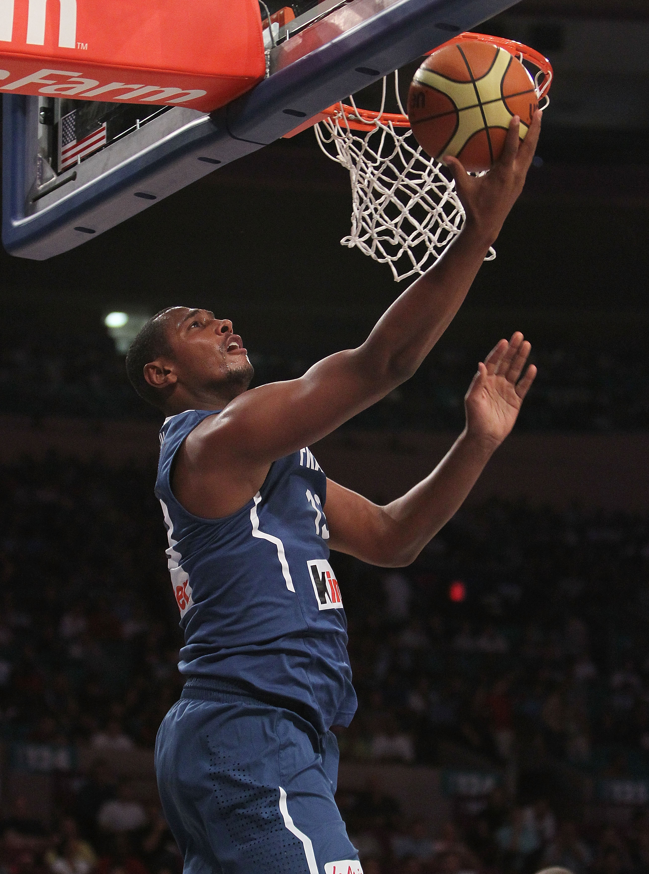 NEW YORK - AUGUST 15:  Boris Diaw #13 of France lays the ball up against the United States during their exhibition game as part of the World Basketball Festival at Madison Square Garden on August 15, 2010 in New York City.  (Photo by Nick Laham/Getty Imag