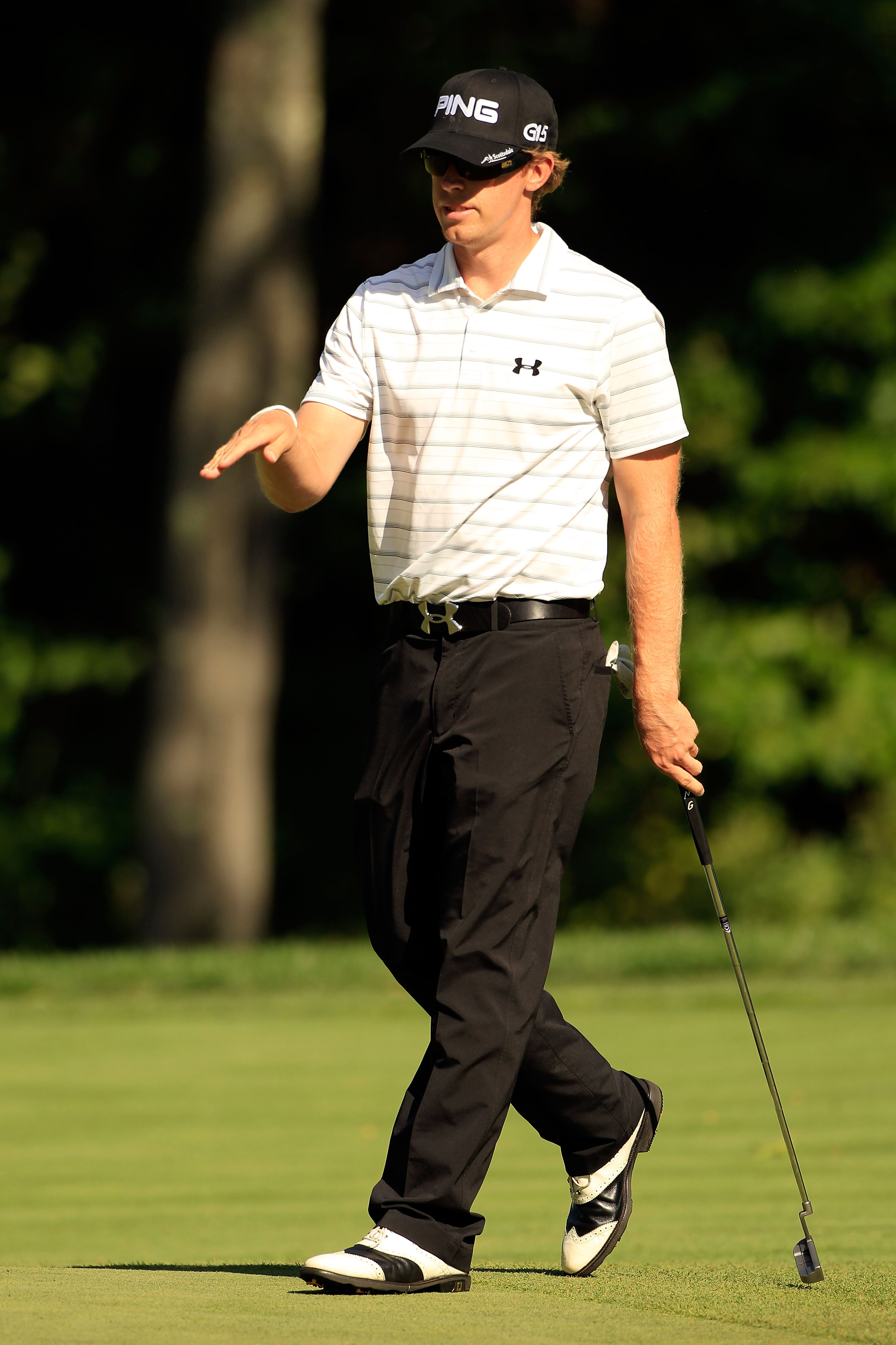 NORTON, MA - SEPTEMBER 04:  Hunter Mahan reacts to missing a birdie putt on the 11th hole during the second round of the Deutsche Bank Championship at TPC Boston on September 4, 2010 in Norton, Massachusetts.  (Photo by Michael Cohen/Getty Images)