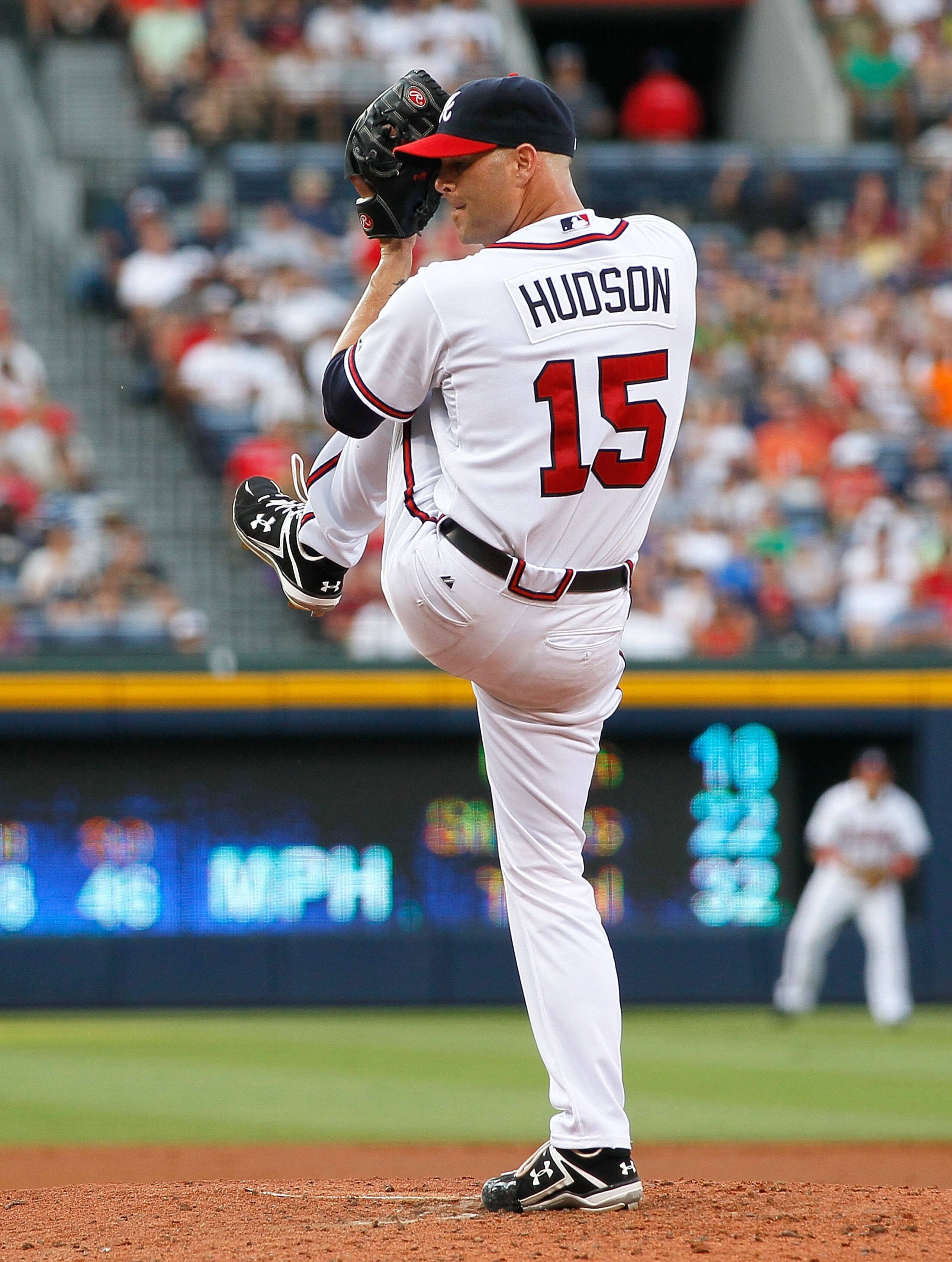 ATLANTA - JUNE 28:  Pitcher Tim Hudson #15 of the Atlanta Braves against the Washington Nationals at Turner Field on June 28, 2010 in Atlanta, Georgia.  (Photo by Kevin C. Cox/Getty Images)
