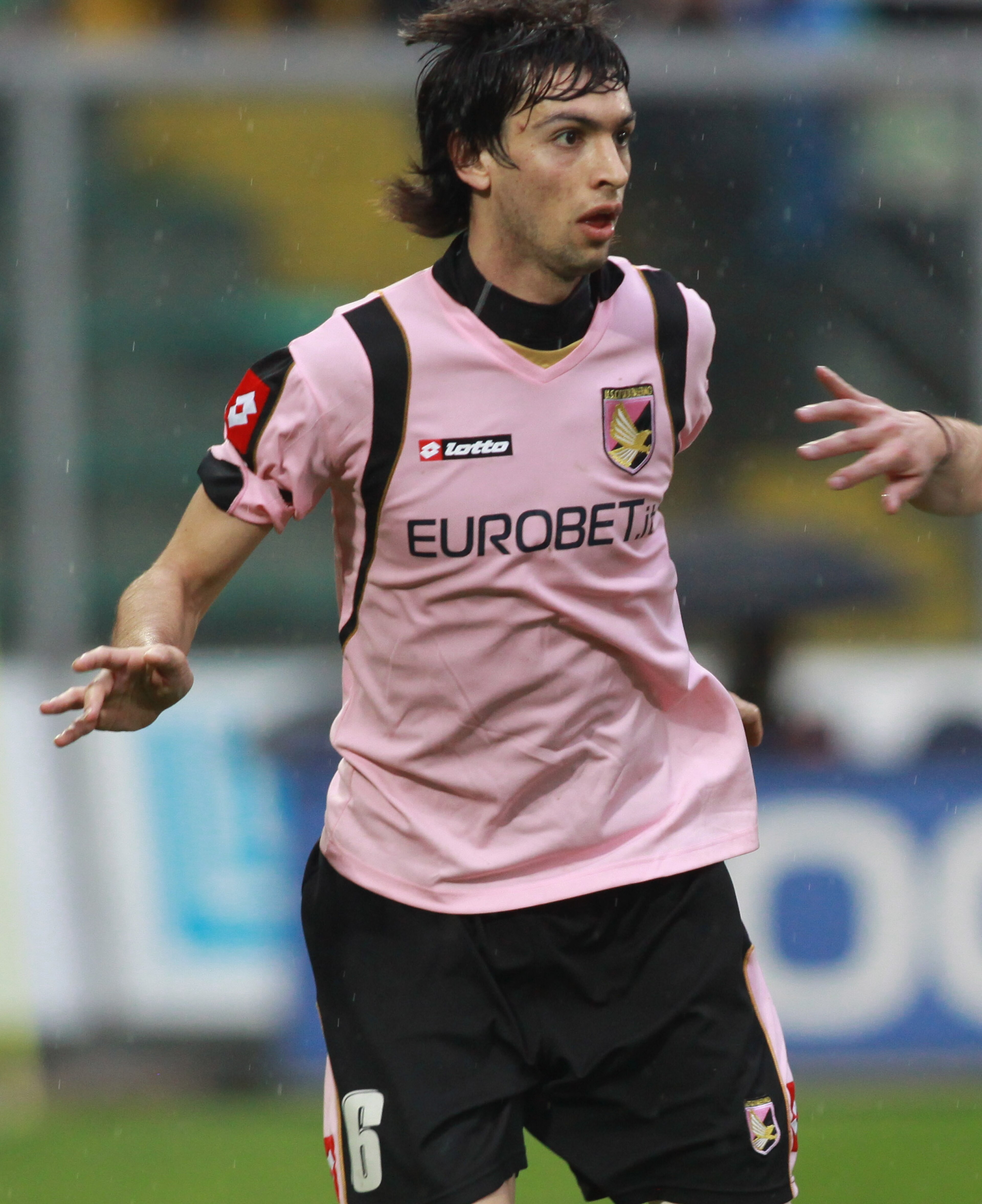 PALERMO, ITALY - MARCH 07:  Javier Pastore of US Citta' di Palermo is shown in action during the Serie A match between US Citta di Palermo and AS Livorno Calcio at Stadio Renzo Barbera on March 7, 2010 in Palermo, Italy.  (Photo by Maurizio Lagana/Getty I