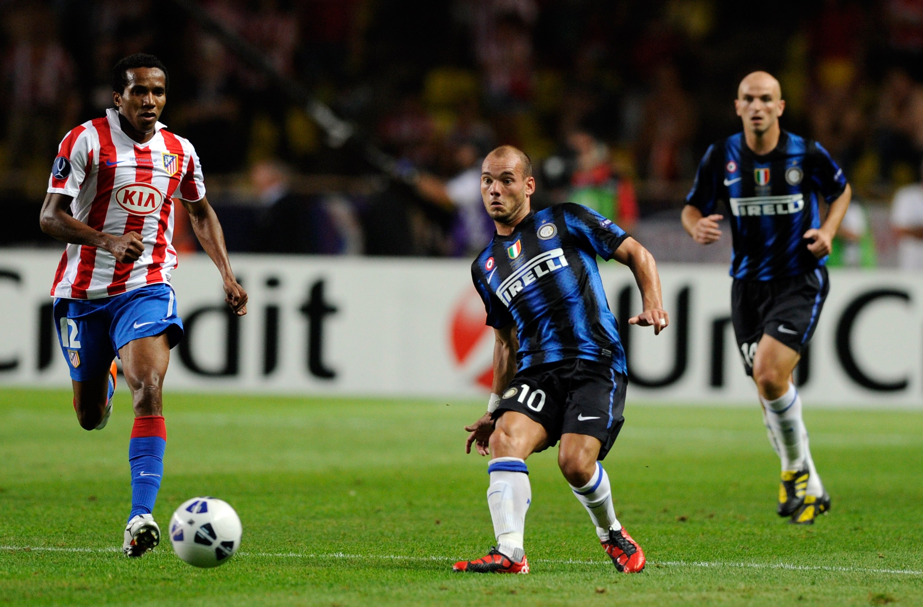 MONACO - AUGUST 27:  Wesley Snejder of Inter Milan during the UEFA Super Cup between Inter and Atletico Madrid at Louis II Stadium on August 27, 2010 in Monaco, Monaco.  (Photo by Claudio Villa/Getty Images)