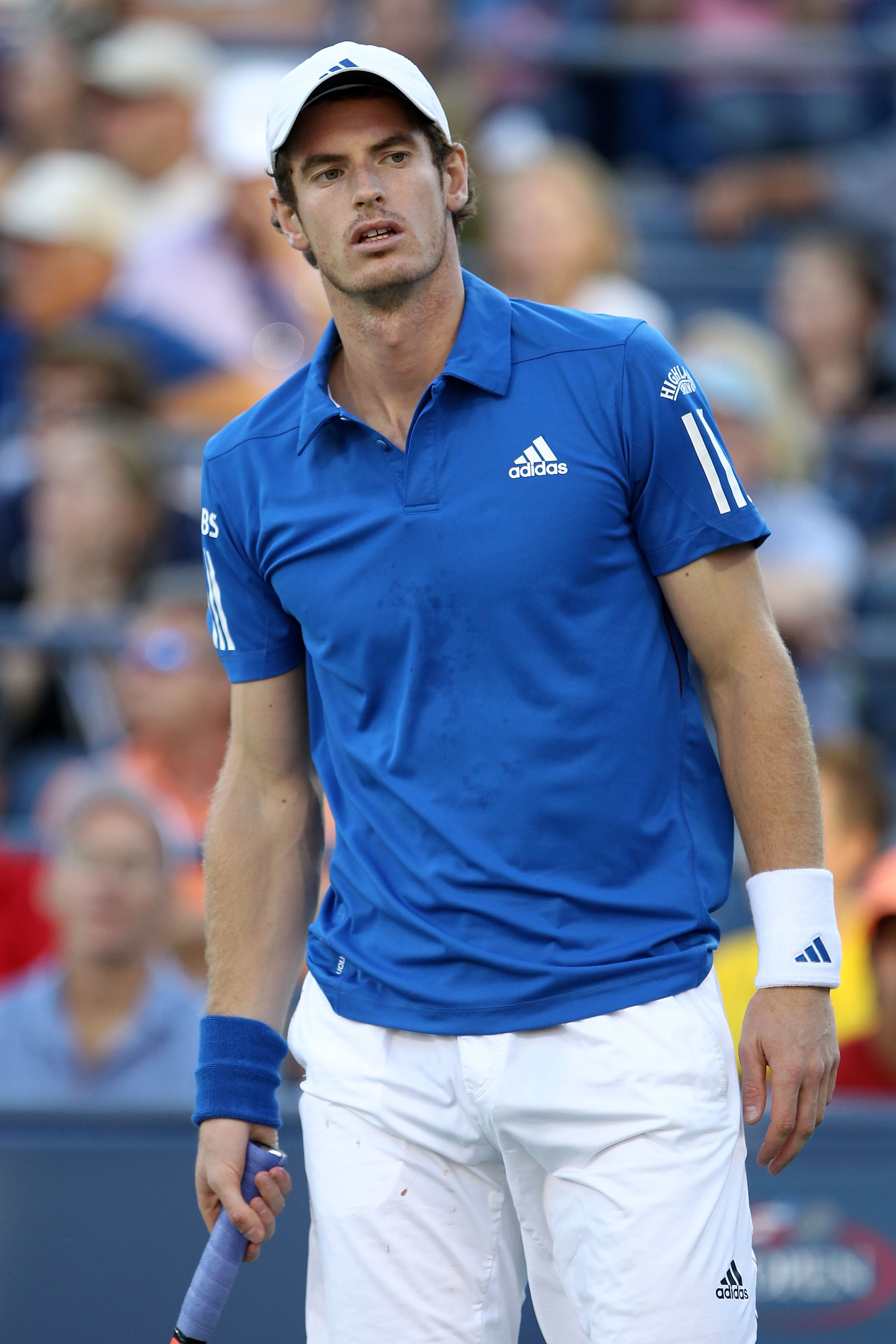NEW YORK - SEPTEMBER 05:  Andy Murray of Great Britain reacts after a point played against Stanislas Wawrinka of Switzerland during the men's singles match on day seven of the 2010 U.S. Open at the USTA Billie Jean King National Tennis Center on September
