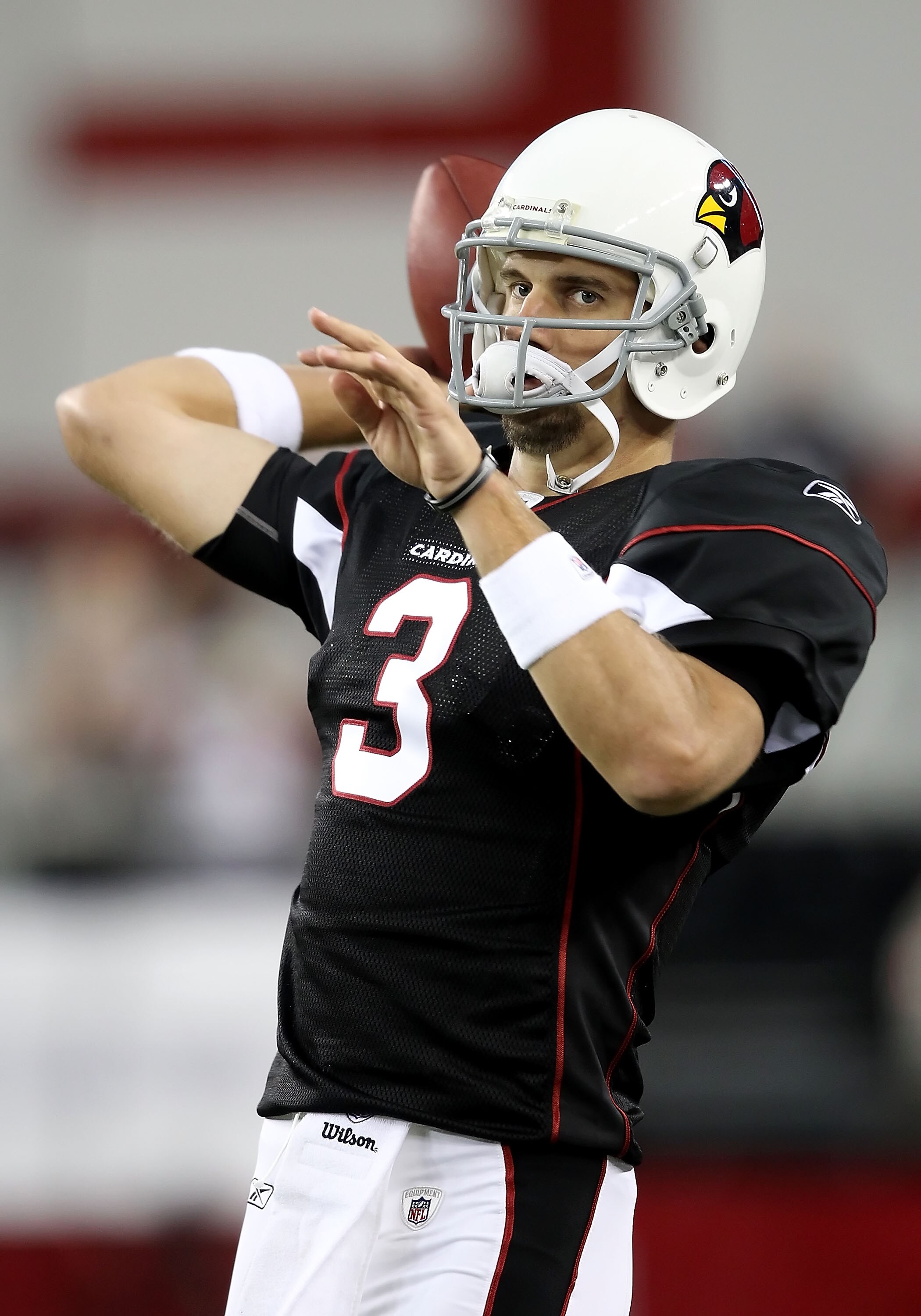 GLENDALE, AZ - SEPTEMBER 02:  Quarterback Derek Anderson #3 of the Arizona Cardinals warms up before the preseason NFL game against the Washington Redskins at the University of Phoenix Stadium on September 2, 2010 in Glendale, Arizona. The Cardinals defea