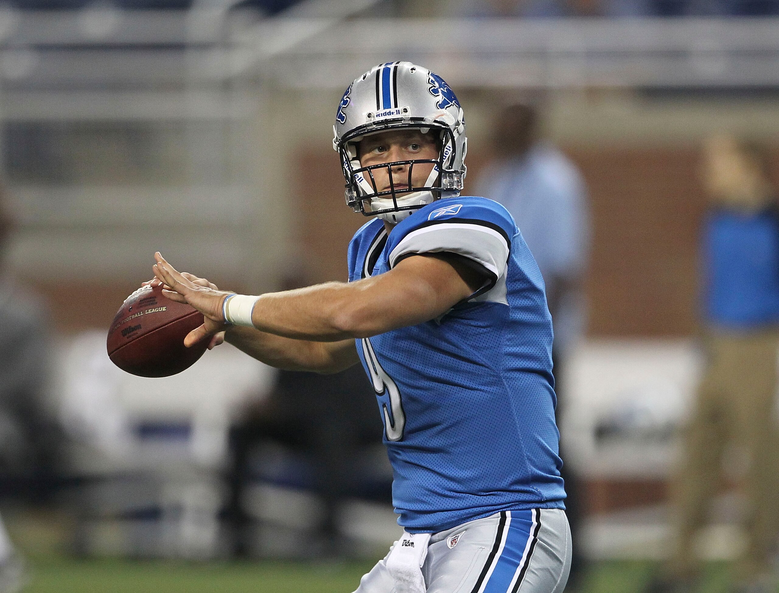 DETROIT - SEPTEMBER 02:  Matthew Stafford #9 of the Detroit Lions warms up prior to the start of the preseason game against the Buffalo Bills at Ford Field on September 2, 2010 in Detroit, Michigan.  (Photo by Leon Halip/Getty Images)