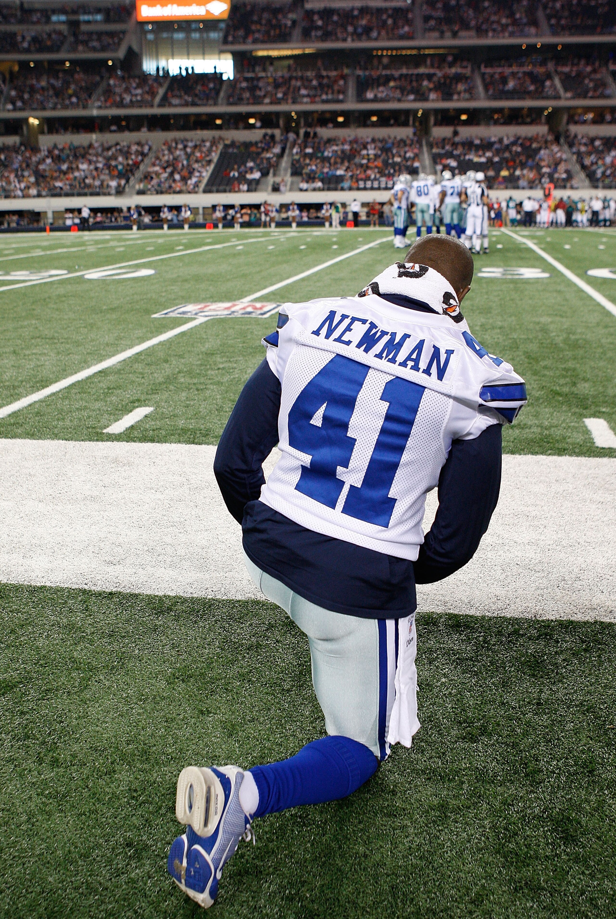 ARLINGTON, TX - SEPTEMBER 02:  Cornerback Terence Newman #41 of the Dallas Cowboys at Cowboys Stadium on September 2, 2010 in Arlington, Texas.  (Photo by Ronald Martinez/Getty Images)