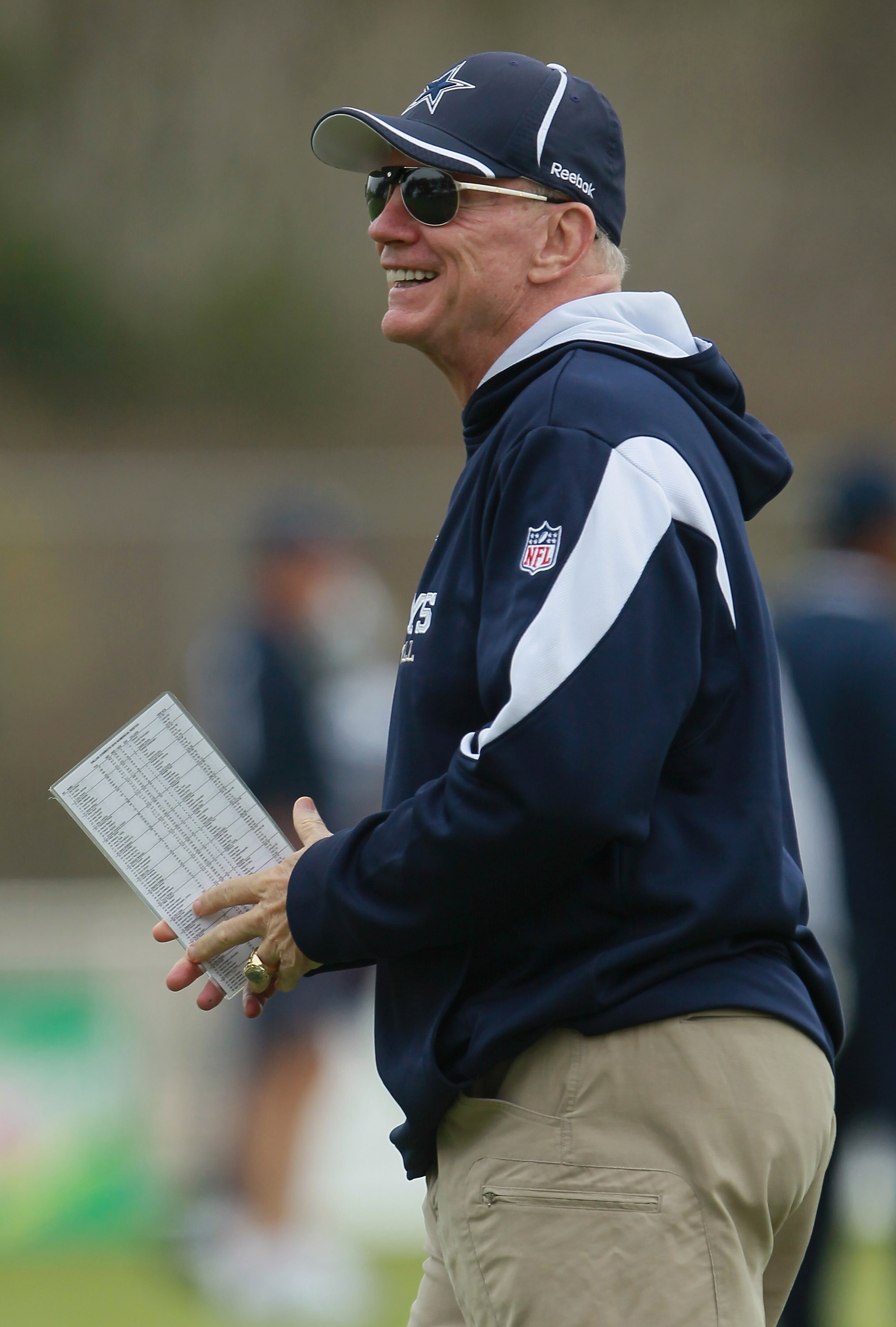 OXNARD, CA - AUGUST 14:  Team owner Jerry Jones reacts to fans during Dallas Cowboys Training Camp at the Marriott Residence Inn Oxnard River Ridge on August 14, 2010 in Oxnard, California.  (Photo by Jeff Gross/Getty Images)