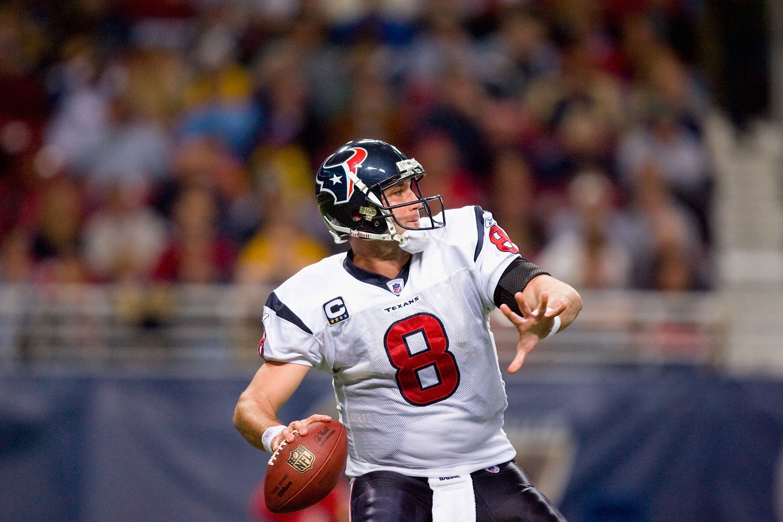ST. LOUIS - DECEMBER 20:  Matt Schaub #8 of the Houston Texans passes during the game against the St. Louis Rams at Edward Jones Dome on December 20, 2009 in St. Louis, Missouri.  (Photo by Dilip Vishwanat/Getty Images)