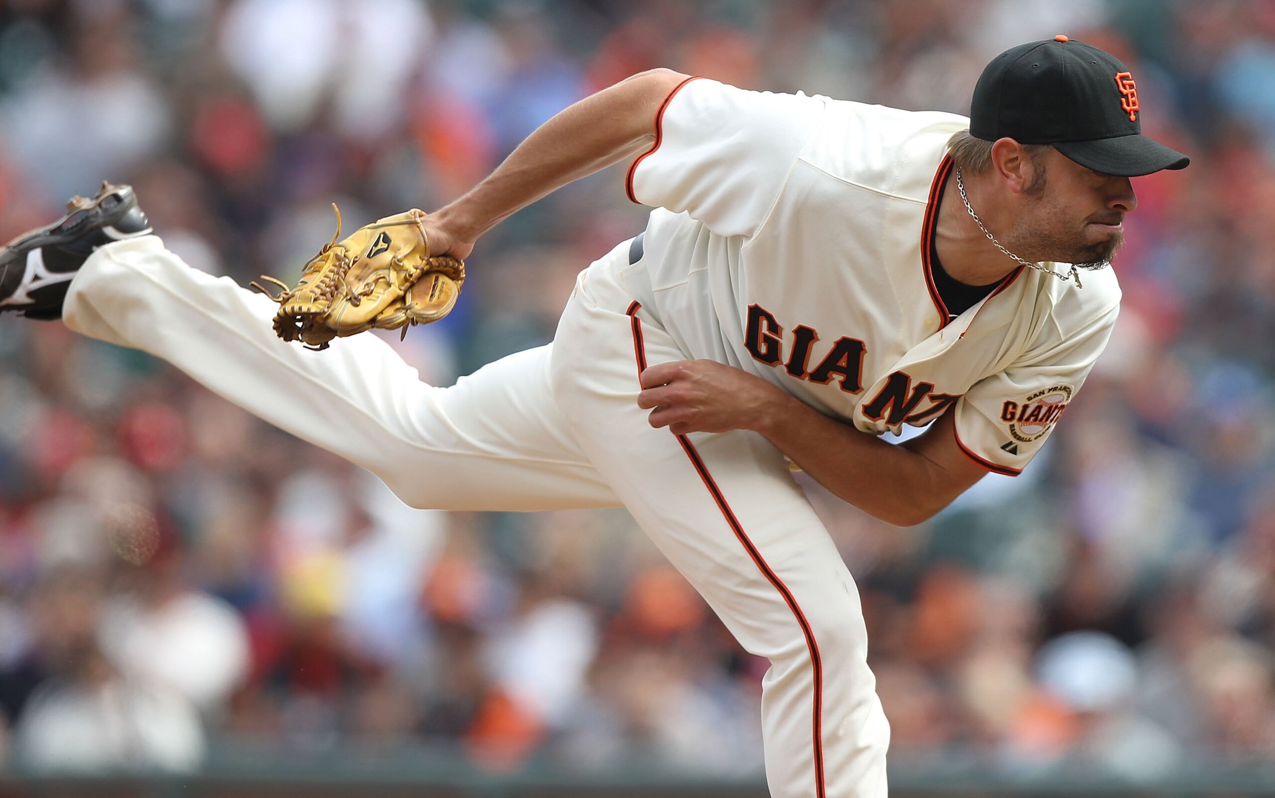 SAN FRANCISCO - APRIL 28:  Jeremy Affeldt #41 of the San Francisco Giants pitches against of the Philadelphia Phillies during an MLB game at AT&T Park on April 28, 2010 in San Francisco, California.  (Photo by Jed Jacobsohn/Getty Images)