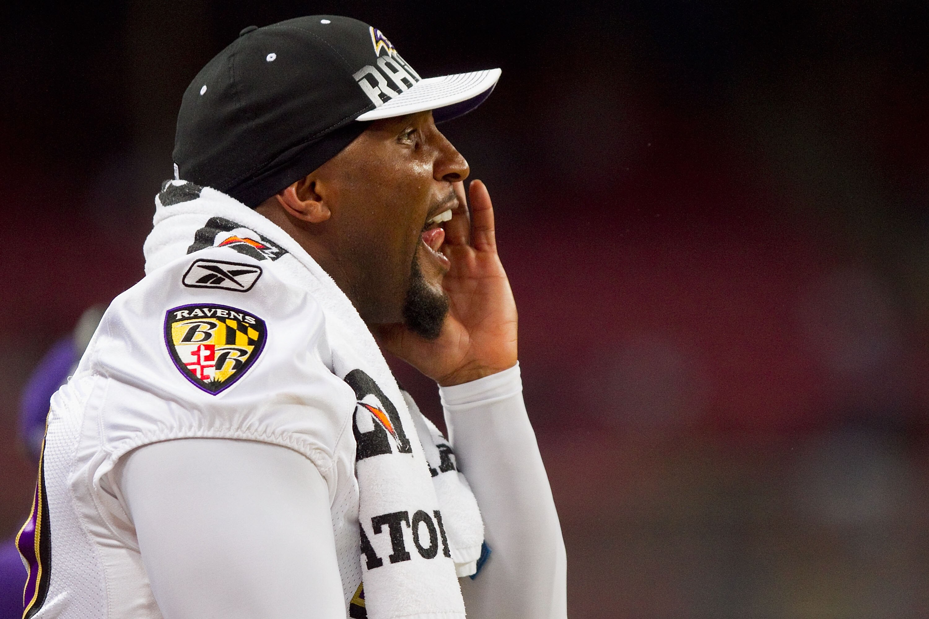 ST. LOUIS - SEPTEMBER 2: Ray Lewis #52 of the Baltimore Ravens yells to his teammates against the St. Louis Rams during an NFL preseason game at the Edward Jones Dome on September 2, 2010 in St. Louis, Missouri. The Rams beat the Ravens 27-21. (Photo by ST. LOUIS - SEPTEMBER 2: Ray Lewis #52 of the Baltimore Ravens yells to his teammates against the St. Louis Rams during an NFL preseason game at the Edward Jones Dome on September 2, 2010 in St. Louis, Missouri. The Rams beat the Ravens 27-21. (Photo by
