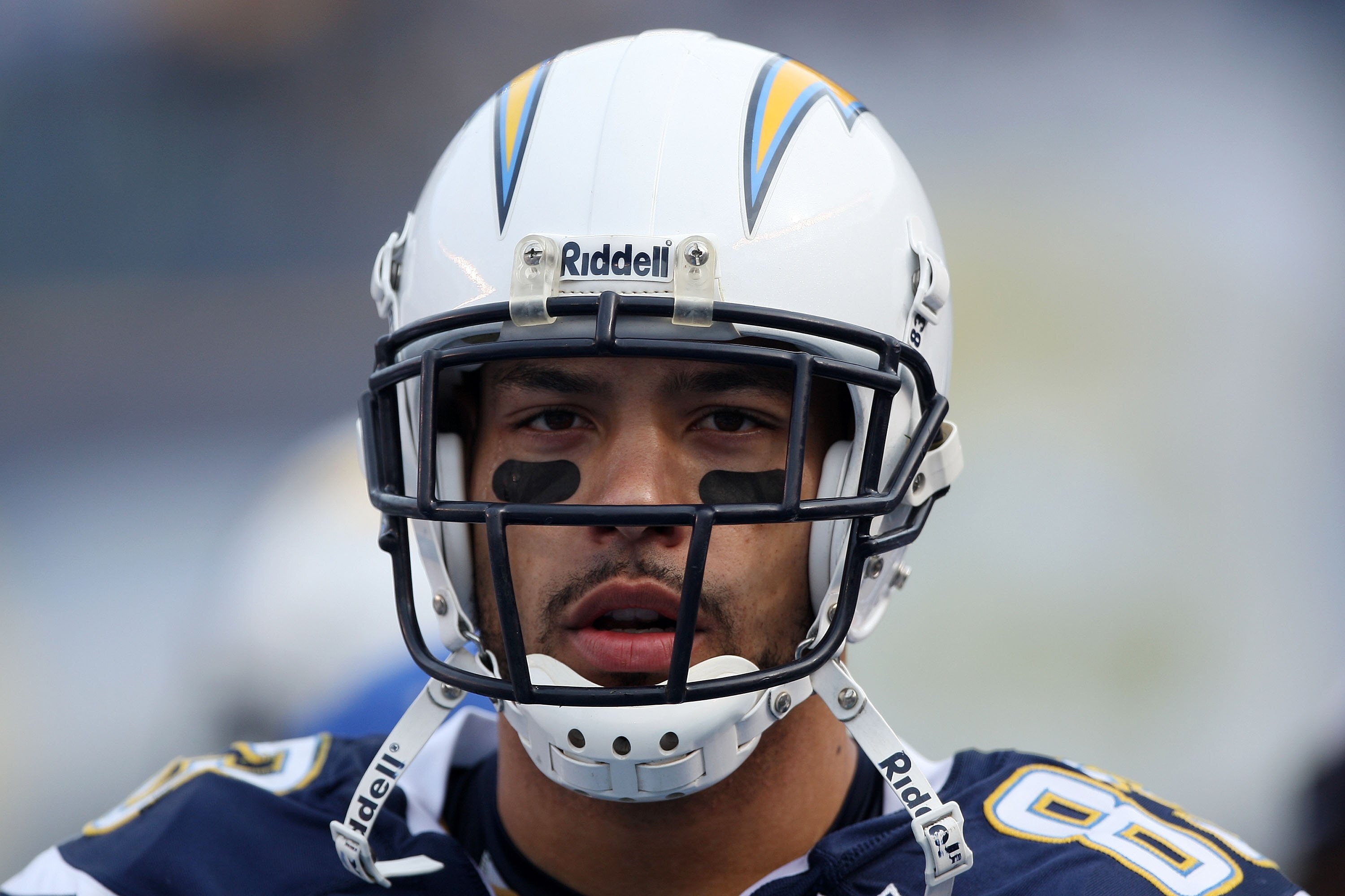 SAN DIEGO - JANUARY 17: Wide receiver Vincent Jackson #83 of the San Diego Chargers stands on the field during AFC Divisional Playoff Game against the New York Jets at Qualcomm Stadium on January 17, 2010 in San Diego, California. (Photo by Donald Mira SAN DIEGO - JANUARY 17: Wide receiver Vincent Jackson #83 of the San Diego Chargers stands on the field during AFC Divisional Playoff Game against the New York Jets at Qualcomm Stadium on January 17, 2010 in San Diego, California. (Photo by Donald Mira