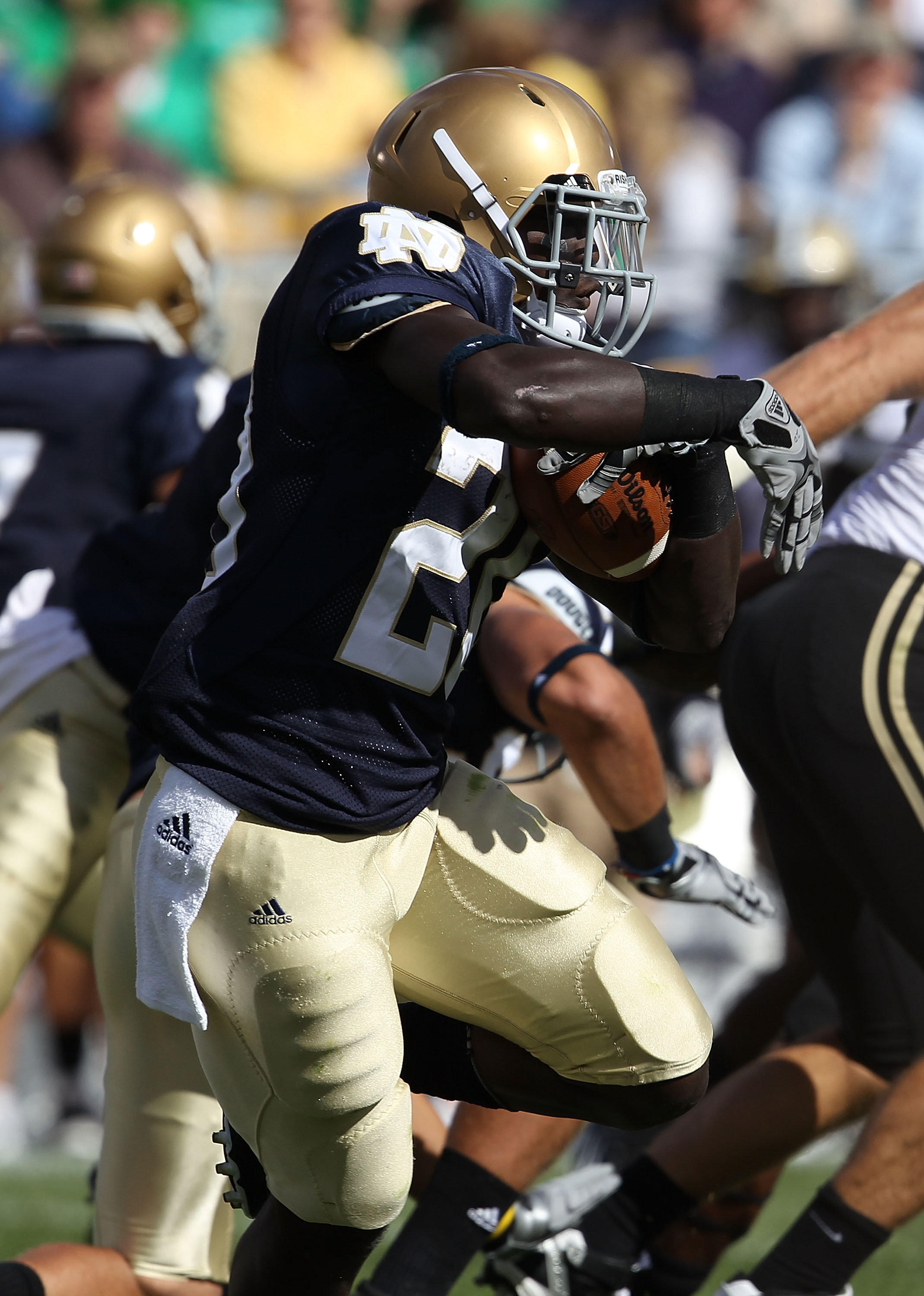 SOUTH BEND, IN - SEPTEMBER 04: Cierre Wood #20 of the Notre Dame Fighting Irish runs against the Purdue Boilermakers at Notre Dame Stadium on September 4, 2010 in South Bend, Indiana. Notre Dame defeated Purdue 23-12. (Photo by Jonathan Daniel/Getty Image
