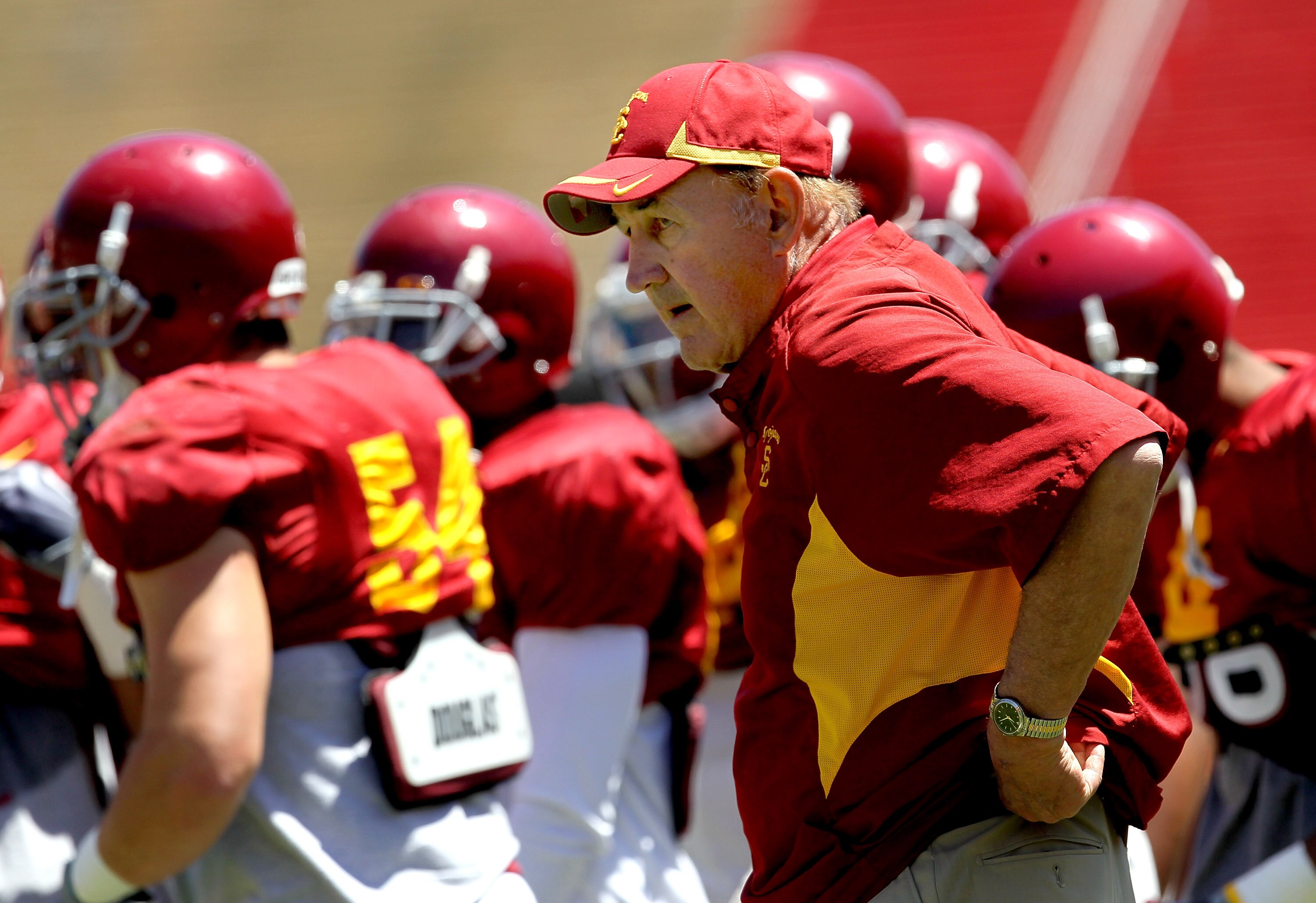 LOS ANGELES, CA - MAY 01: Assistant head coach Monte Kiffin on the sidelines during the USC Trojans spring game on May 1, 2010 at the Los Angeles Memorial Coliseum in Los Angeles, California. (Photo by Stephen Dunn/Getty Images) LOS ANGELES, CA - MAY 01: Assistant head coach Monte Kiffin on the sidelines during the USC Trojans spring game on May 1, 2010 at the Los Angeles Memorial Coliseum in Los Angeles, California. (Photo by Stephen Dunn/Getty Images)