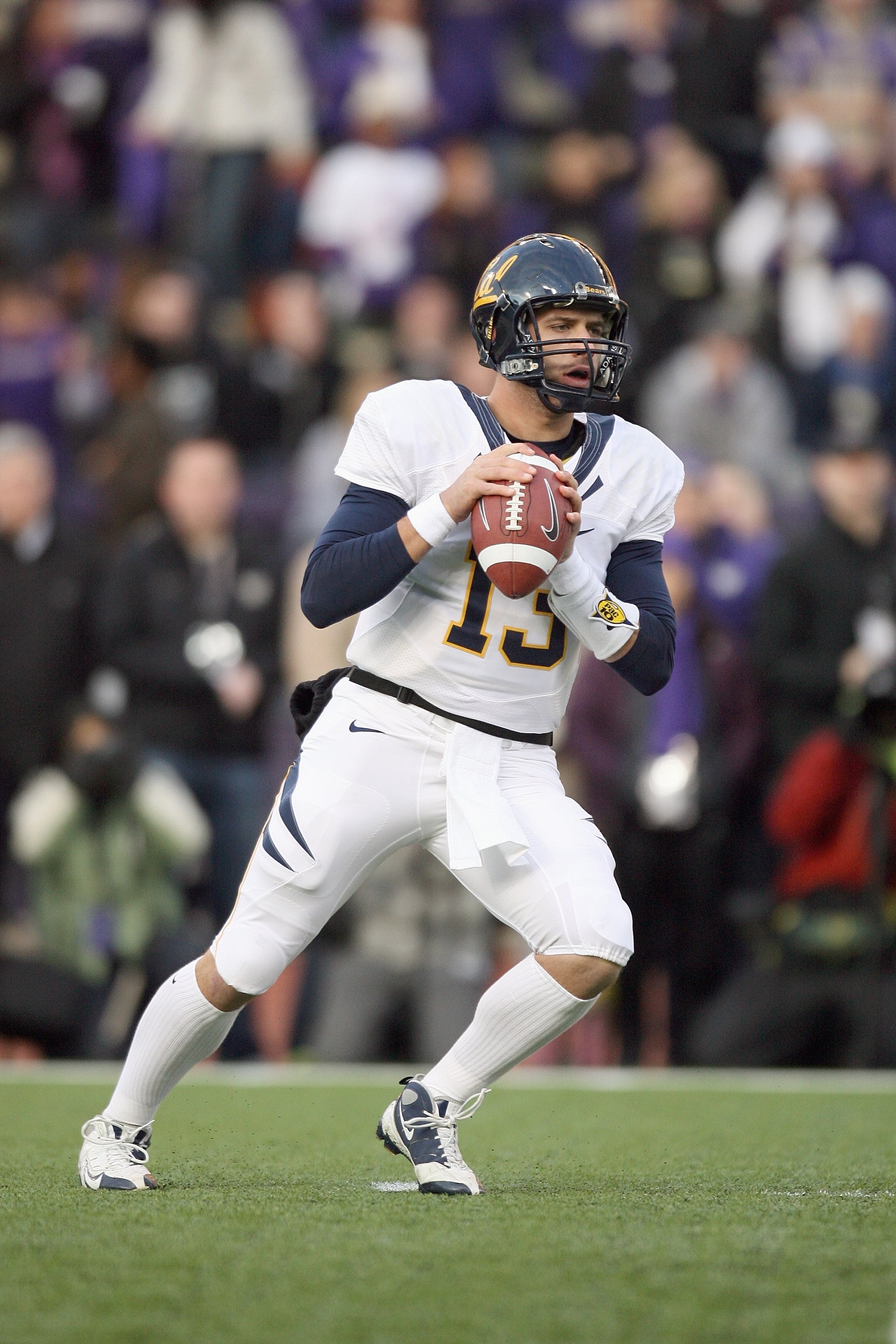 SEATTLE - DECEMBER 05: Quarterback Kevin Riley #13 of the California Bears looks to pass the ball during the game against the Washington Huskies on December 5, 2009 at Husky Stadium in Seattle, Washington. The Huskies defeated the Bears 42-10. (Photo by SEATTLE - DECEMBER 05: Quarterback Kevin Riley #13 of the California Bears looks to pass the ball during the game against the Washington Huskies on December 5, 2009 at Husky Stadium in Seattle, Washington. The Huskies defeated the Bears 42-10. (Photo by