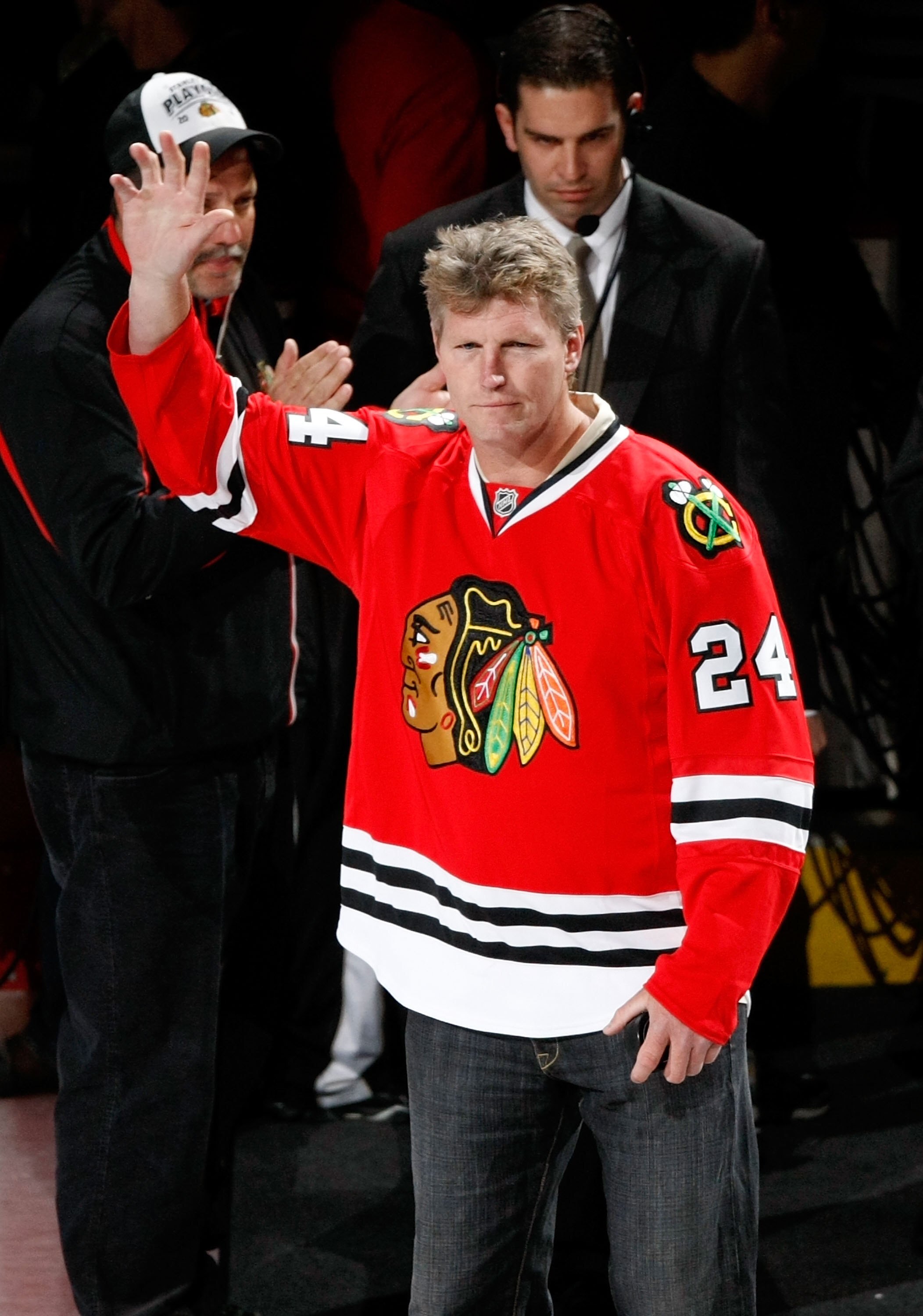 CHICAGO - MAY 24: Former Chicago Blackhawks and Detroit Red Wings player Bob Probert waves to the fans prior to dropping the puck for the cermonial face off during Game Four of the Western Conference Championship Round of the 2009 Stanley Cup Playoffs be CHICAGO - MAY 24: Former Chicago Blackhawks and Detroit Red Wings player Bob Probert waves to the fans prior to dropping the puck for the cermonial face off during Game Four of the Western Conference Championship Round of the 2009 Stanley Cup Playoffs be