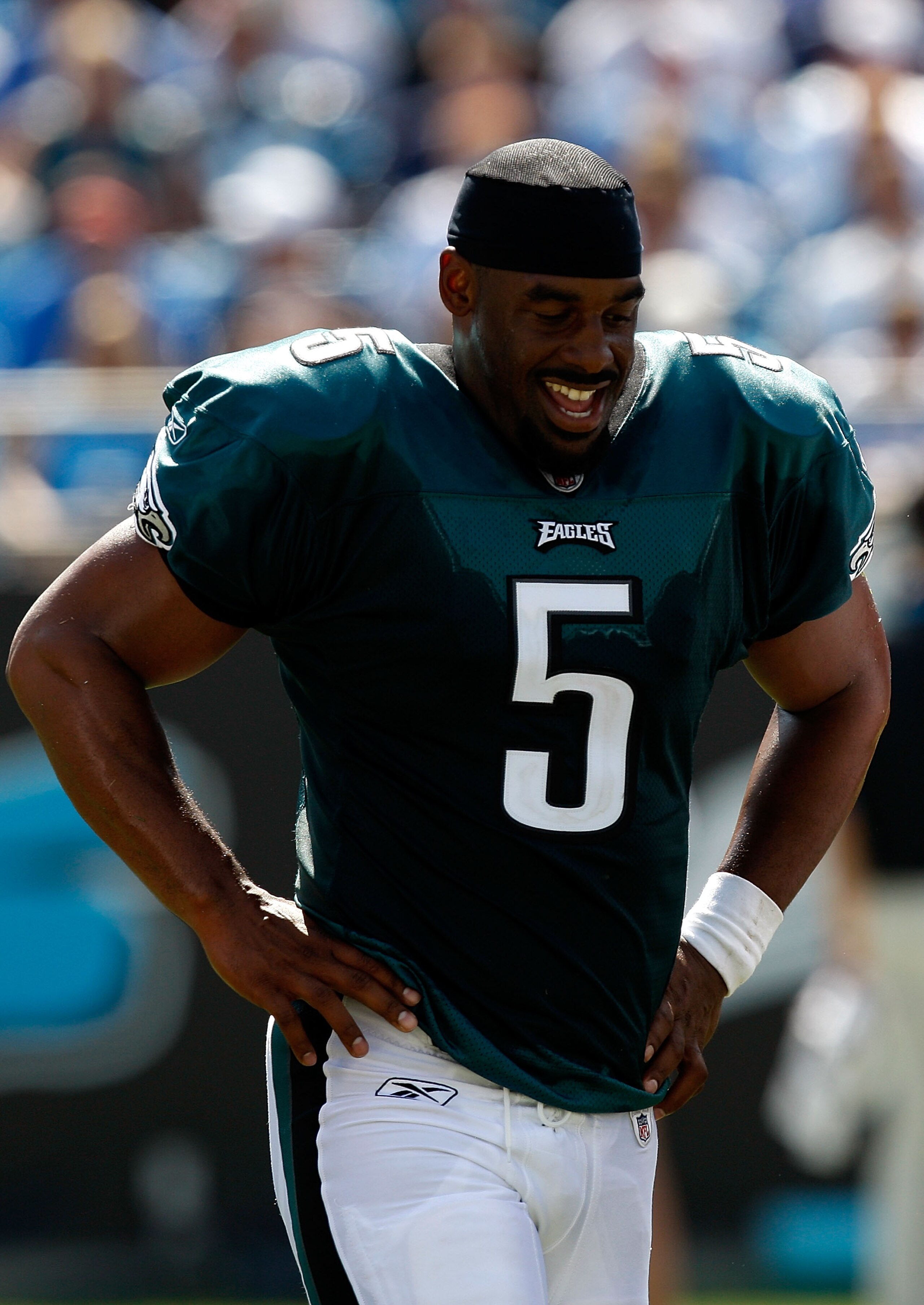 CHARLOTTE, NC - SEPTEMBER 13: Quarterback Donovan McNabb #5 of the Philadelphia Eagles walks off the field after injuring his knee in the second half of their NFL season opener against the Carolina Panthers at Bank of America Stadium on September 13, 200 CHARLOTTE, NC - SEPTEMBER 13: Quarterback Donovan McNabb #5 of the Philadelphia Eagles walks off the field after injuring his knee in the second half of their NFL season opener against the Carolina Panthers at Bank of America Stadium on September 13, 200