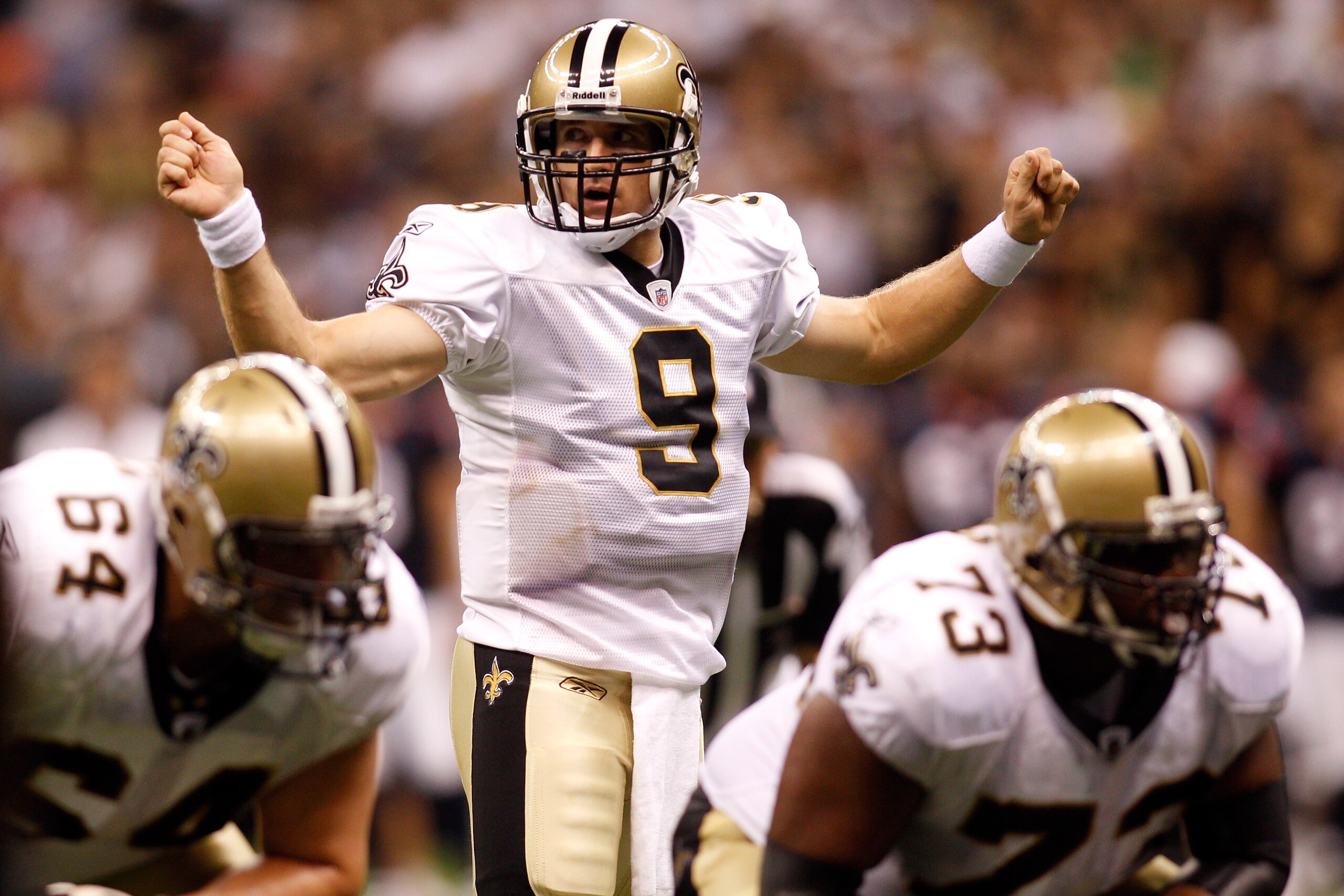 NEW ORLEANS - AUGUST 21:  Drew Brees #9 of the New Orleans Saints in action against the Houston Texans at the Louisiana Superdome on August 21, 2010 in New Orleans, Louisiana.  (Photo by Chris Graythen/Getty Images)