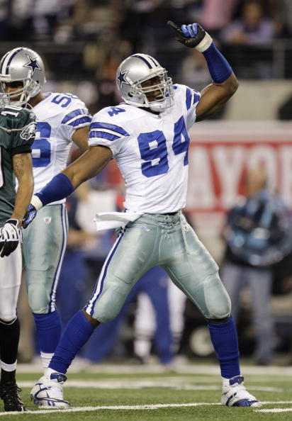 ARLINGTON, TX - JANUARY 9: DeMarcus Ware #94 of the Dallas Cowboys reacts after the Cowboys recovered a second quarter fumble by Michael Vick #7 of the Philadelphia Eagles during the 2010 NFC wild-card playoff game at Cowboys Stadium on January 9, 2010 i ARLINGTON, TX - JANUARY 9: DeMarcus Ware #94 of the Dallas Cowboys reacts after the Cowboys recovered a second quarter fumble by Michael Vick #7 of the Philadelphia Eagles during the 2010 NFC wild-card playoff game at Cowboys Stadium on January 9, 2010 i